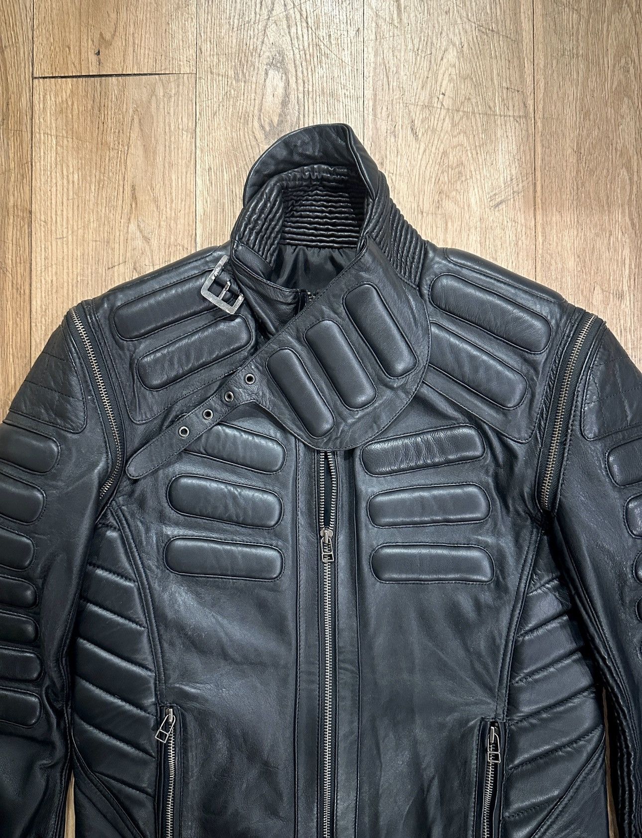 Yasuyuki Ishii Yasuyuki Ishii FW24 Leather Racing Jacket Size US L / EU 52-54 / 3 - 5 Thumbnail