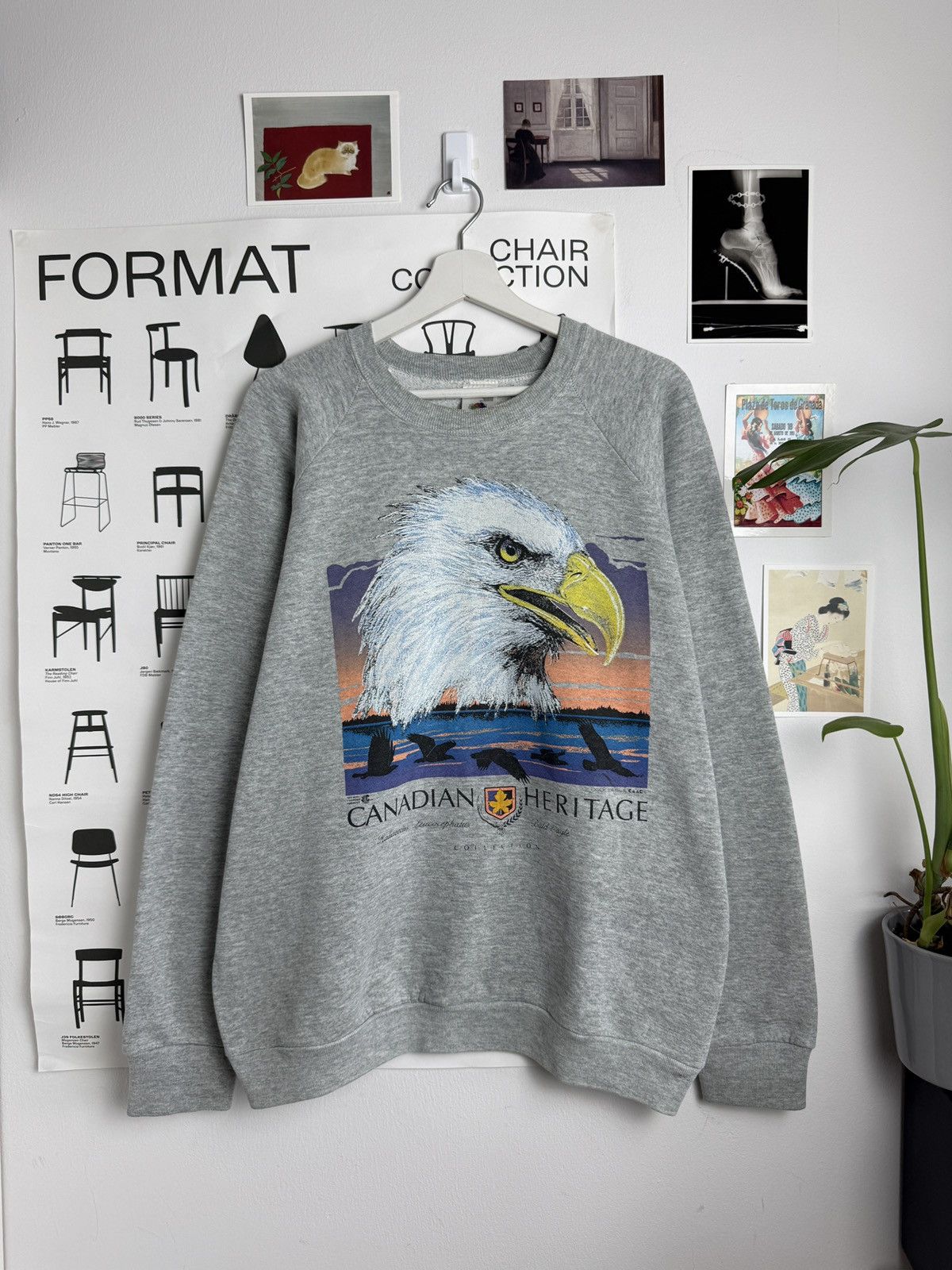 Fruit Of The Loom Vintage 90s Fruit of the loom boxy eagle sweatshirt XL USA Size US XL / EU 56 / 4 - 1 Thumbnail