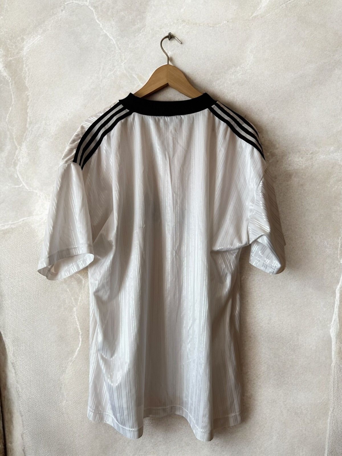 Adidas × Vintage Adidas 90s Vintage Velour Logo striped Jersey tee T shirt Size US XL / EU 56 / 4 - 4 Thumbnail