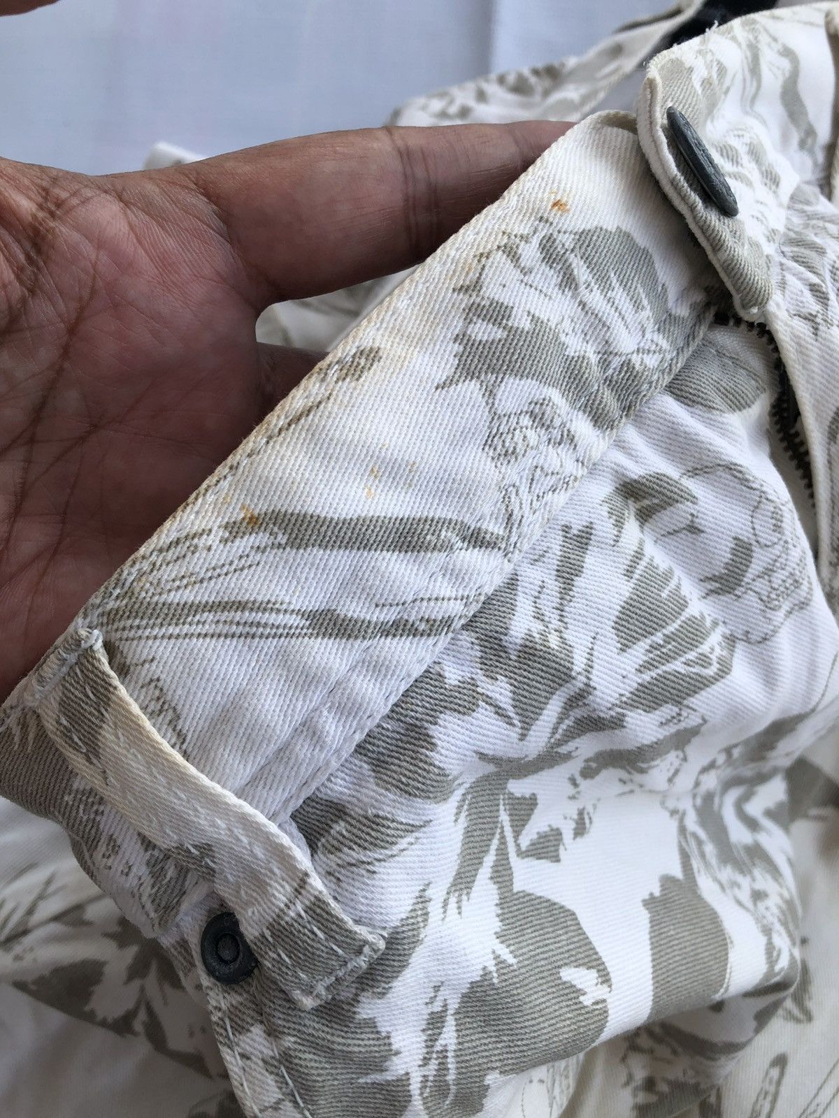 In The Attic In The Attic homme Skull Flower short pants Size US 39 - 12 Thumbnail