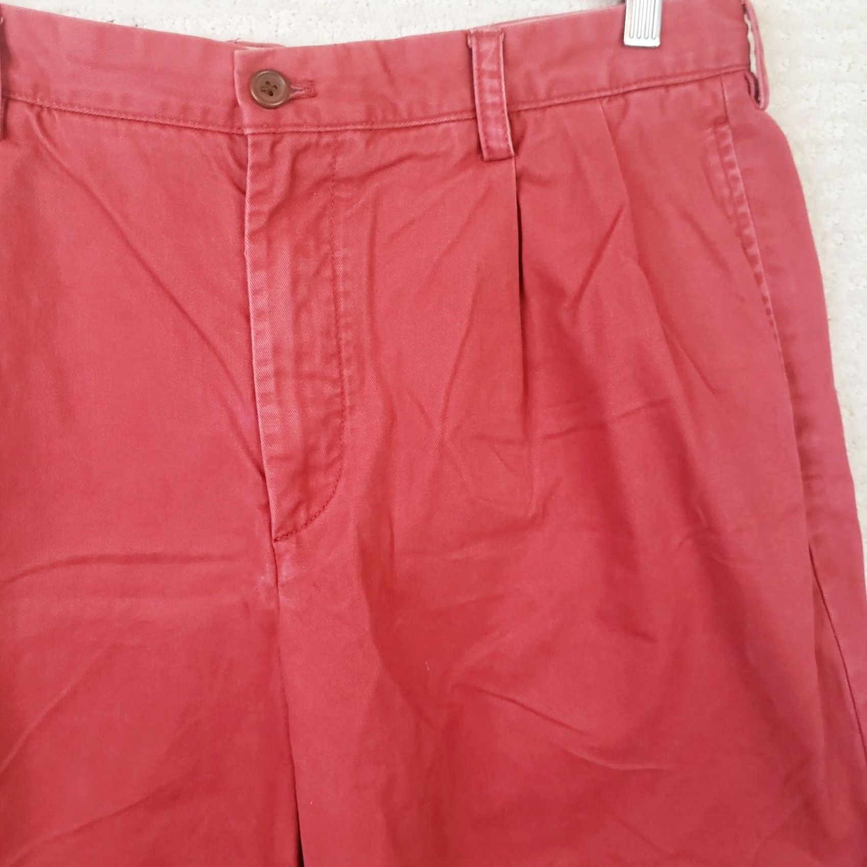 Izod IZOD Shorts Mens 36 Red Saltwater Men Size 36x9 Pleated Preppy Outdoors Dad Size US 36 / EU 52 - 3 Thumbnail