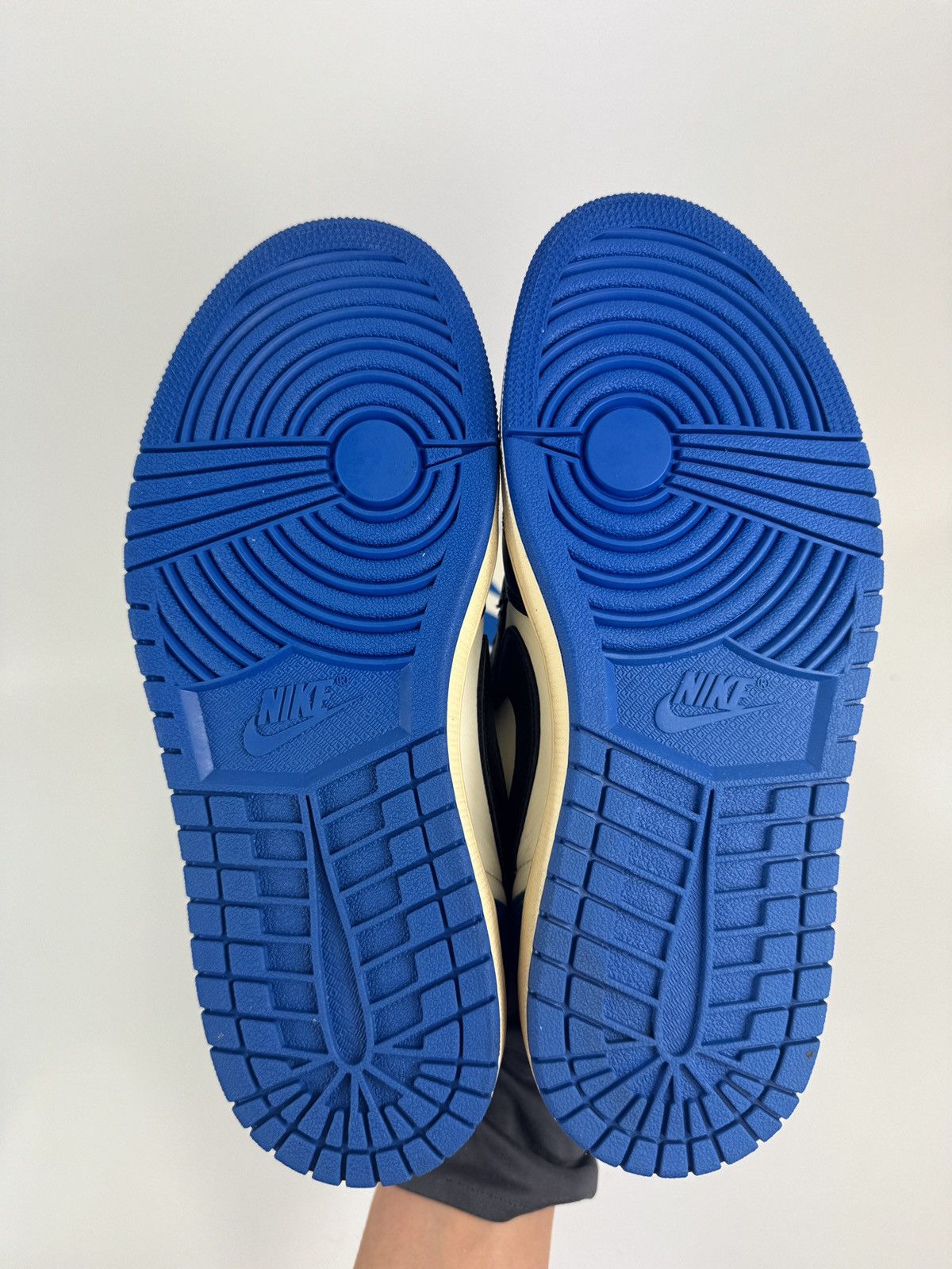 Nike × Travis Scott JORDAN 1 RETRO LOW FRAGMENT X TRAVIS SCOTT SNEAKERS Size US 6 / EU 39 - 6 Thumbnail