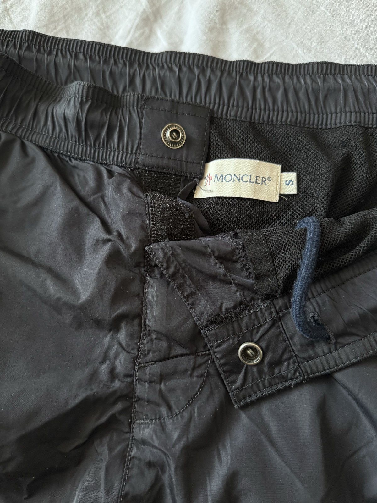Moncler 🔥🔥 Moncler Nylon Technique Shorts Size US 30 / EU 46 - 10 Thumbnail