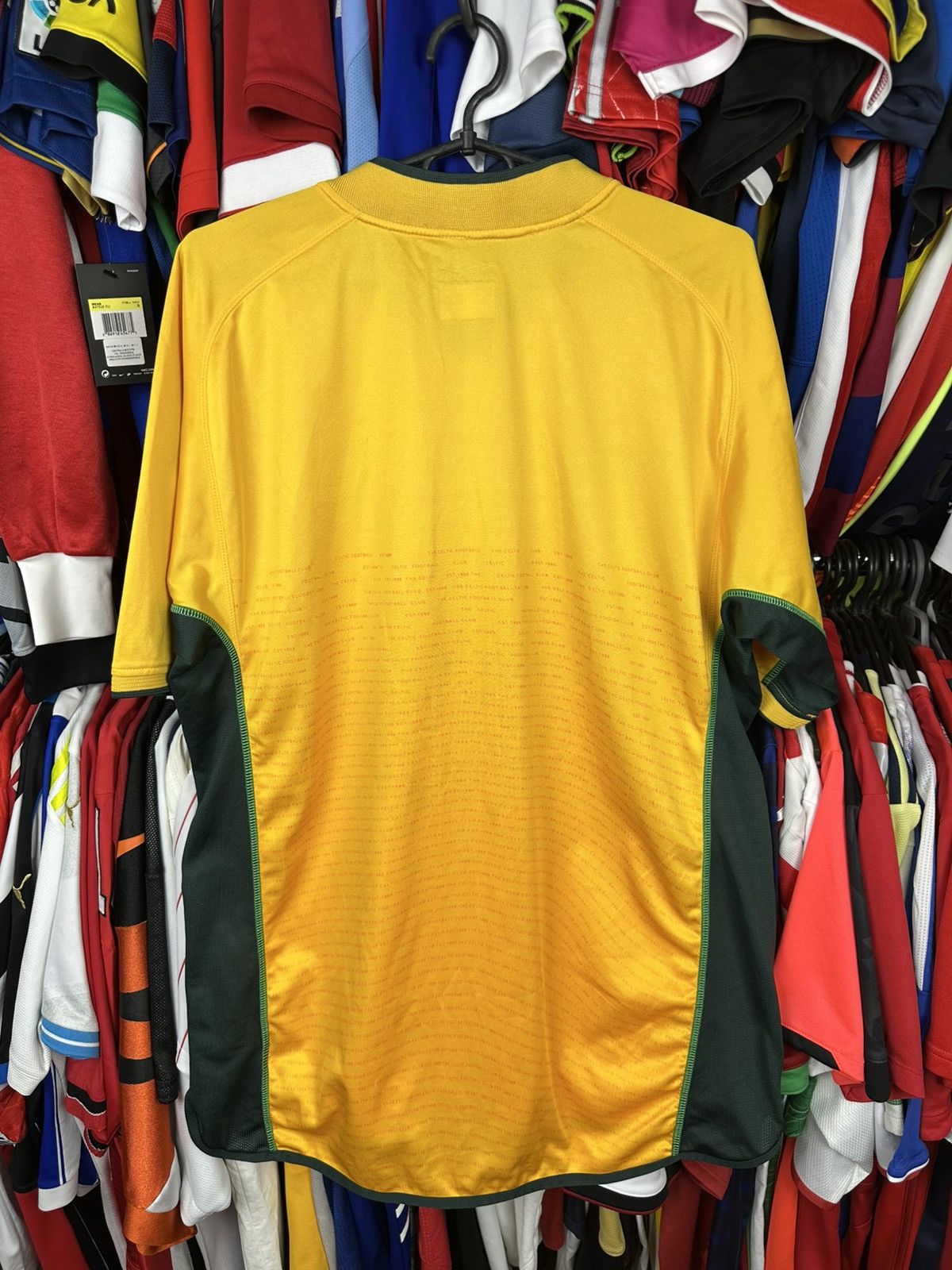 Umbro VINTAGE UMBRO CELTIC 2002 2003 FOOTBALL SHIRT SOCCER JERSEY Size US XL / EU 56 / 4 - 2 Thumbnail