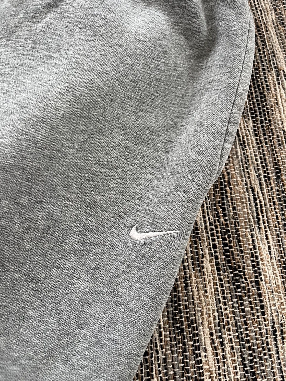 Nike 00s Vintage Nike Grey Sportswear Baggy Sweatpants Y2K Size US 38 / EU 54 - 10 Thumbnail