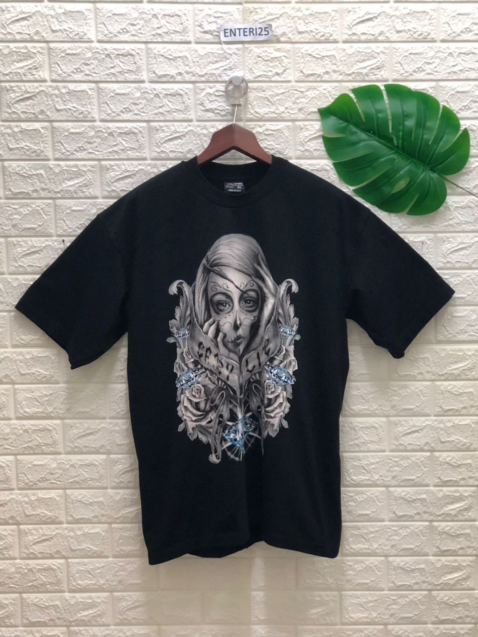 Vintage vintage crazy life diamon skull printed tshirt by pro-tag xl Size US XL / EU 56 / 4 - 6 Thumbnail