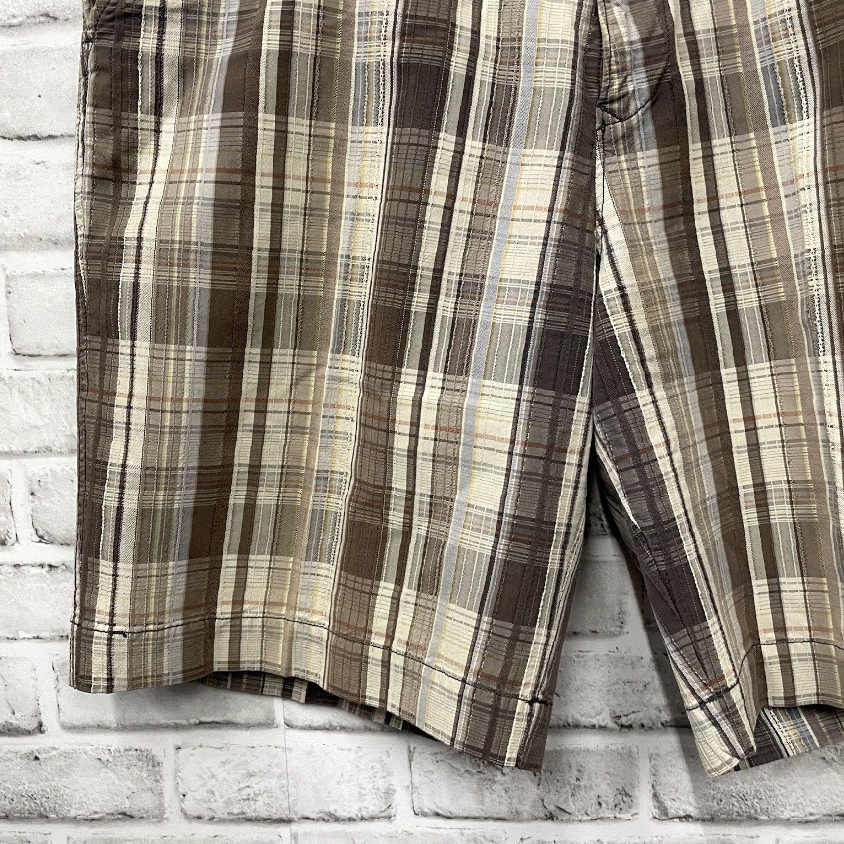 Tommy Bahama Tommy Bahama Shorts Adult 38 Plaid Cotton Blend Multicolor Casual Chino Mens Size US 38 / EU 54 - 3 Thumbnail