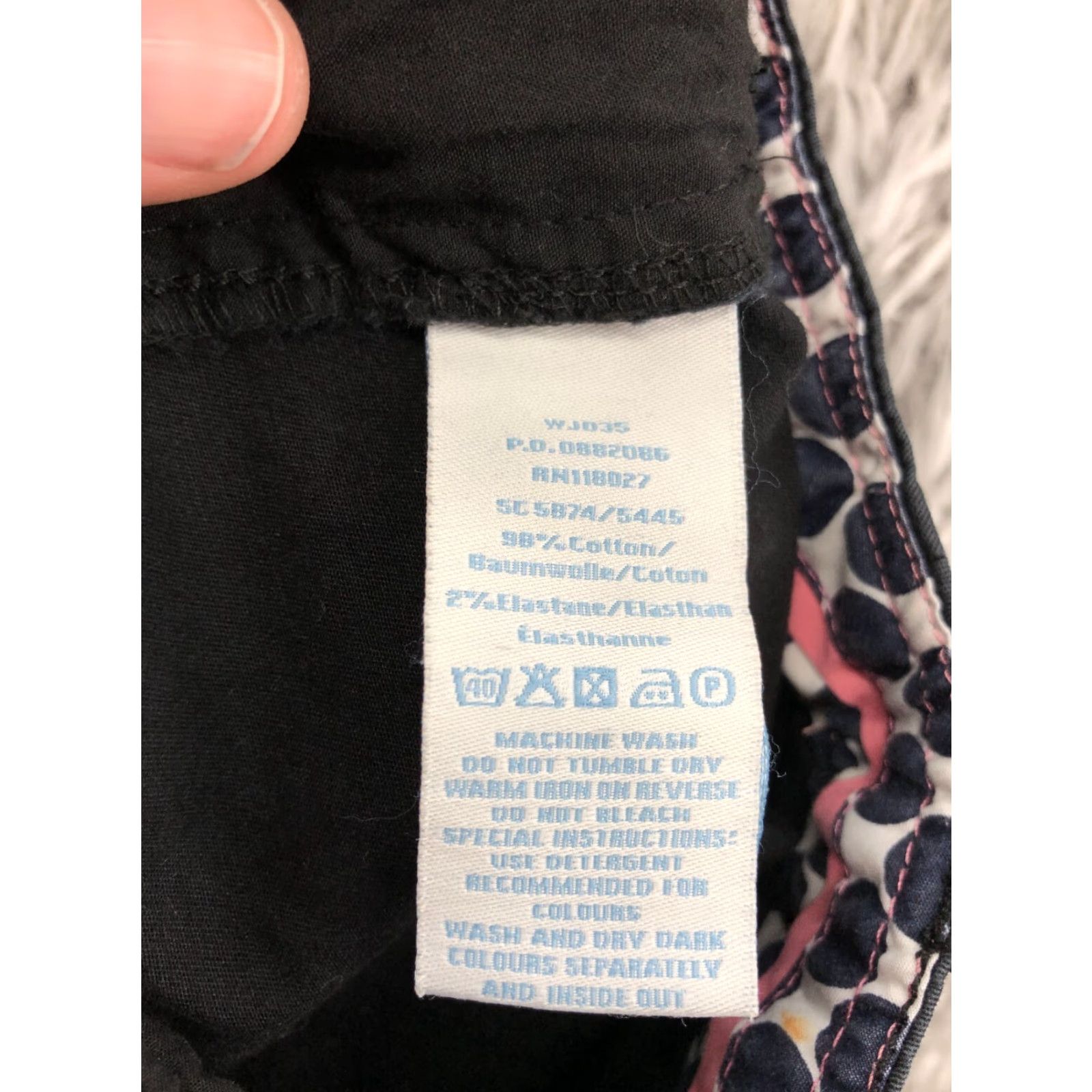Boden Boden Chino Shorts Womens Size 4 Mid Rise Dark Wash Black - 5-Pocket Denim Flat Front Casual Size 27" / US 4 / IT 40 - 7 Thumbnail