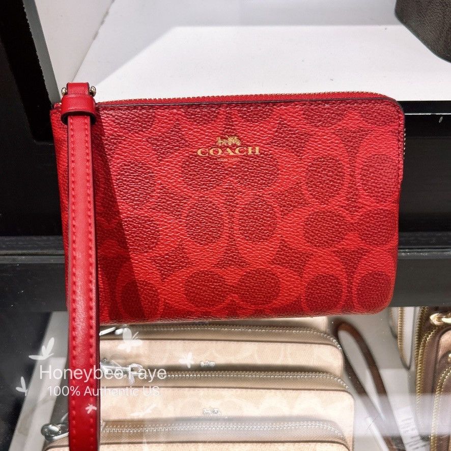 Coach Corner Zip Wristlet In Signature Canvas CAQ75 Size ONE SIZE - 1 Thumbnail
