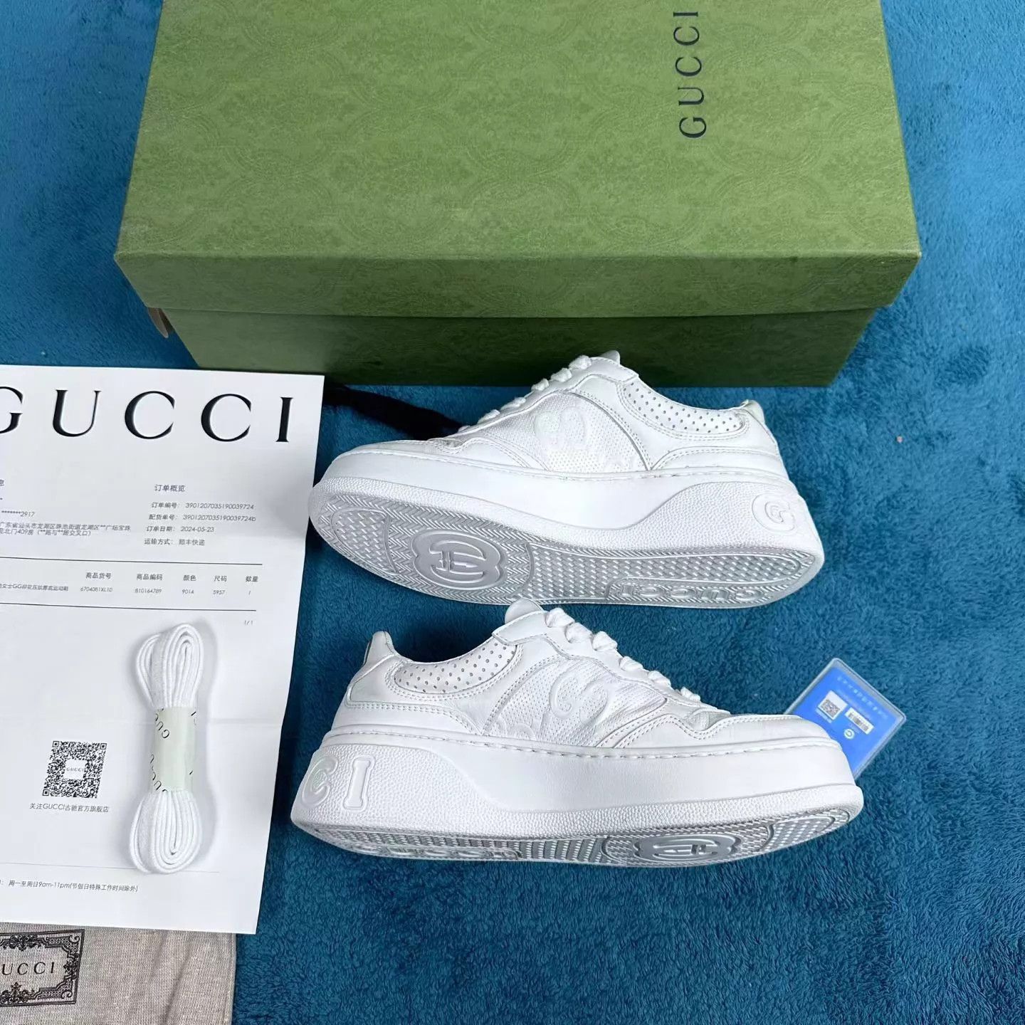 Gucci Gucci Chunky B GG Low-Top Sneaker White Size US 4.5 / IT 34.5 - 3 Thumbnail