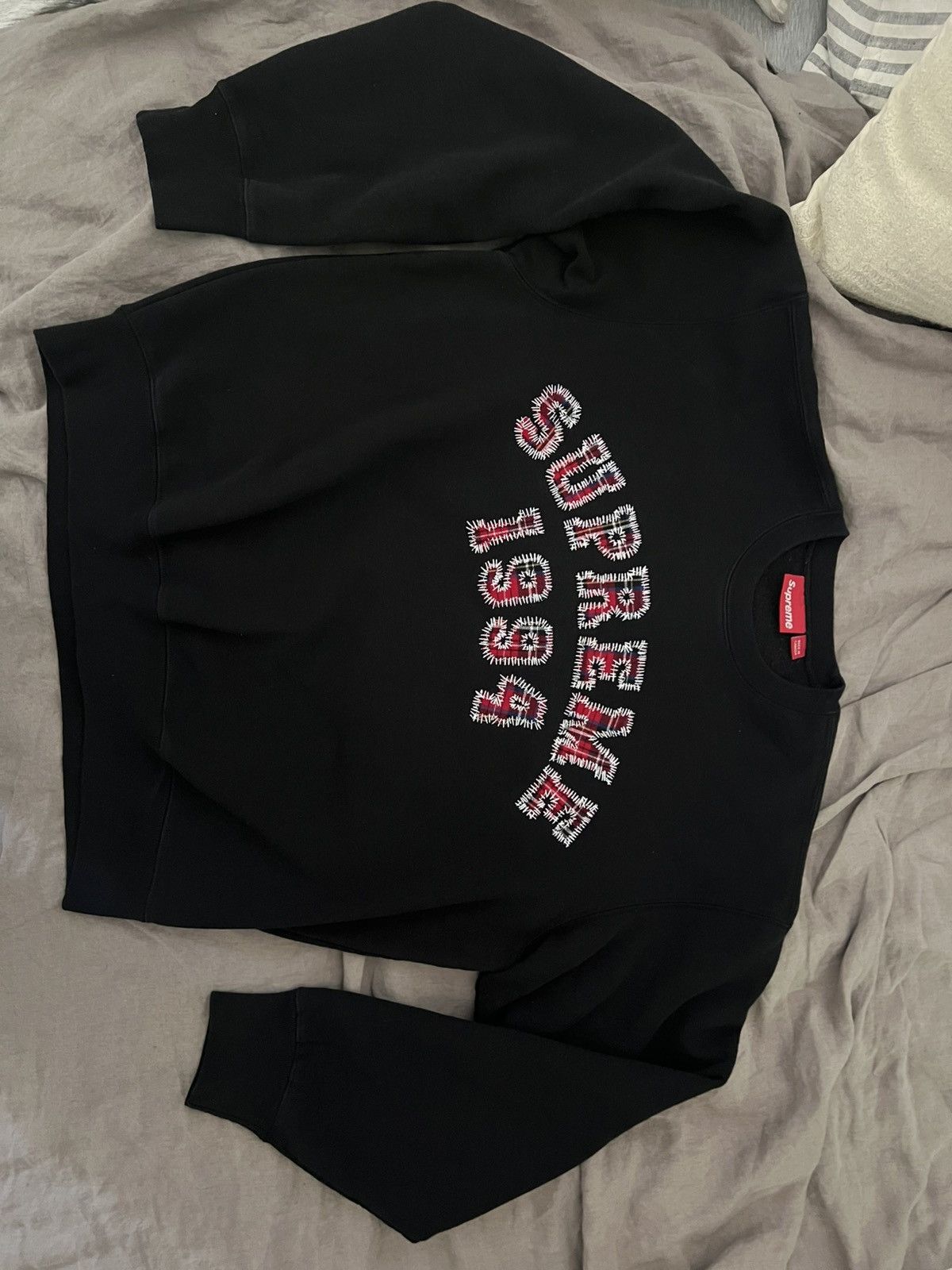 Supreme Size Medium Supreme Plaid Arc Crewneck Black Size US M / EU 48-50 / 2 - 5 Thumbnail