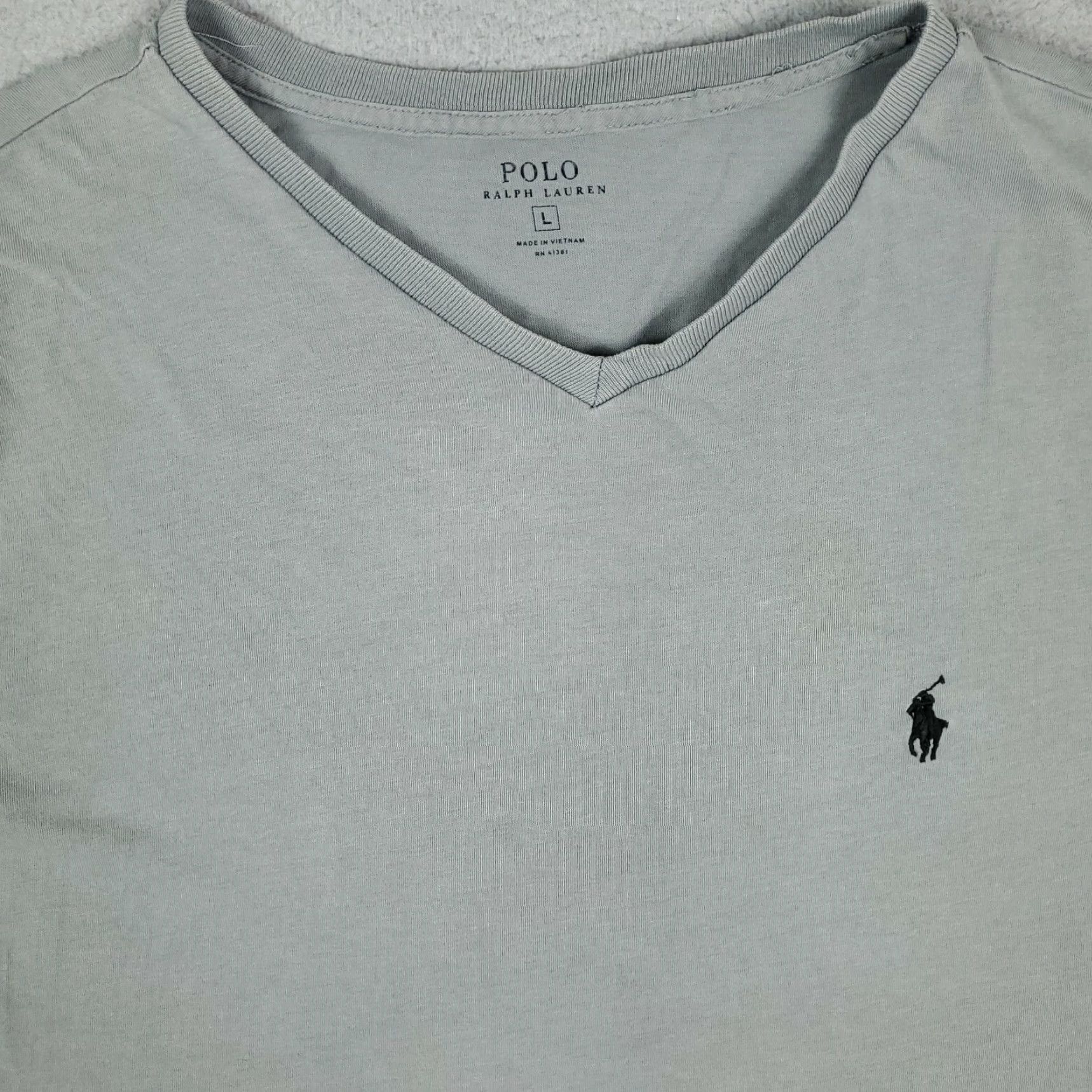 Polo Ralph Lauren VINTAGE Polo Ralph Lauren Gray V-Neck T-Shirt Adult Large Black Pony Logo Classic American Unisex Size US L / EU 52-54 / 3 - 2 Thumbnail