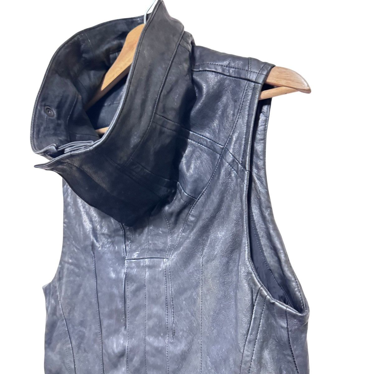 Julius FW2010 Julius Goth_ik; Leather Vest Hi-neck Size US S / EU 44-46 / 1 - 5 Thumbnail