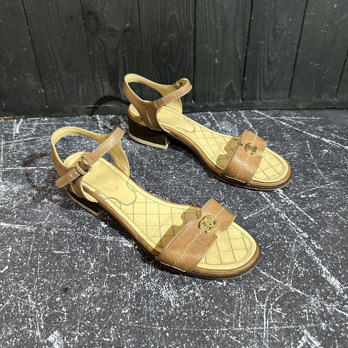 Chanel VINTAGE CHANEL - Women’s Leather Sandals Size 39.5 Size US 9.5 / IT 39.5 - 5 Thumbnail