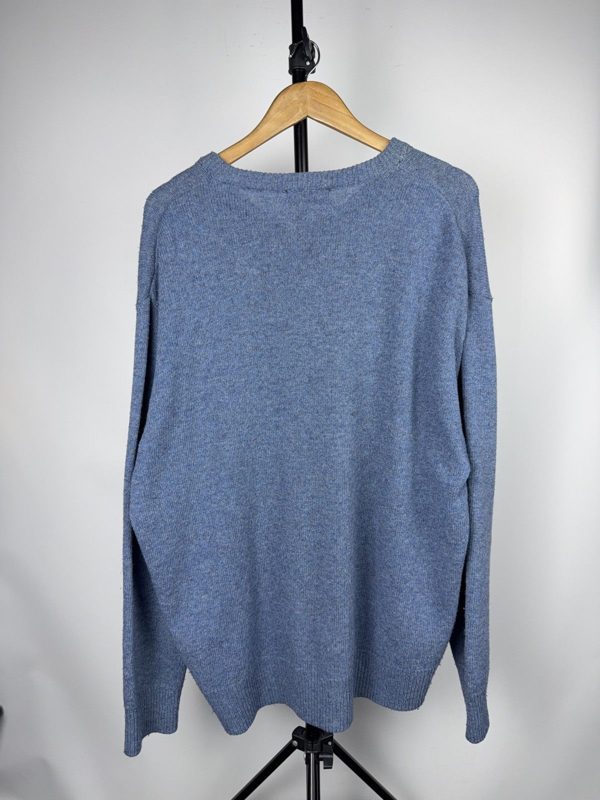 Burberry Retro 90s Thomas Burberry Blue V-Neck Wool Sweater Vintage Size US XL / EU 56 / 4 - 12 Thumbnail