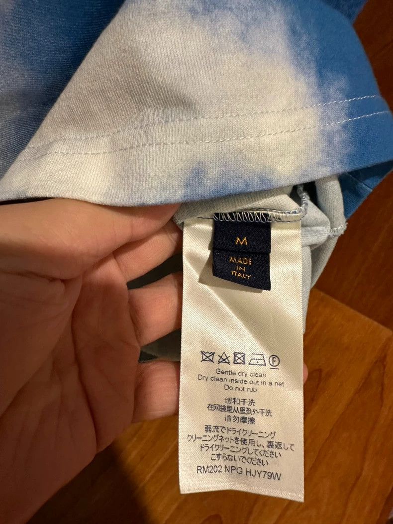 Louis Vuitton Louis Vuitton Blue sky and white clouds short sleeves Size US M / EU 48-50 / 2 - 4 Thumbnail