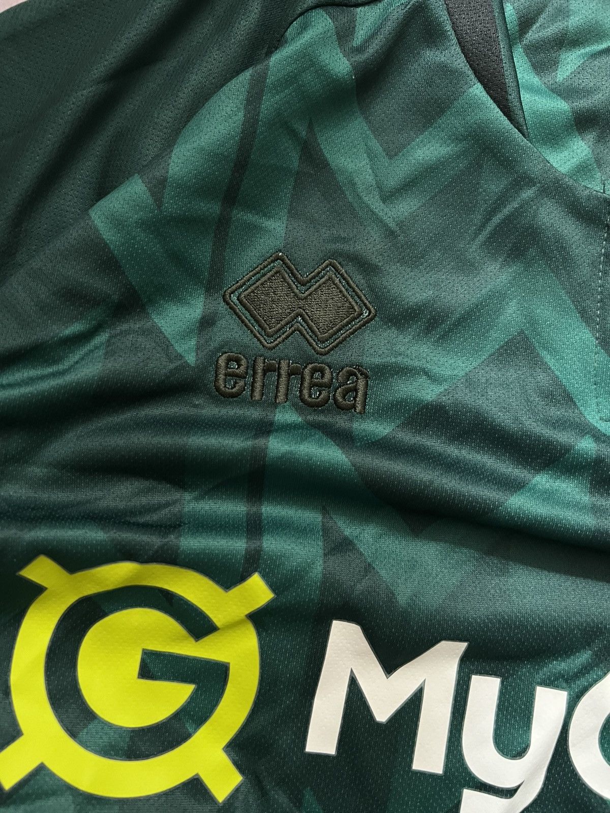 Errea Very Rare T-Shirt Errea Millwall Away MyGuava Size M Y2K Size US M / EU 48-50 / 2 - 6 Thumbnail