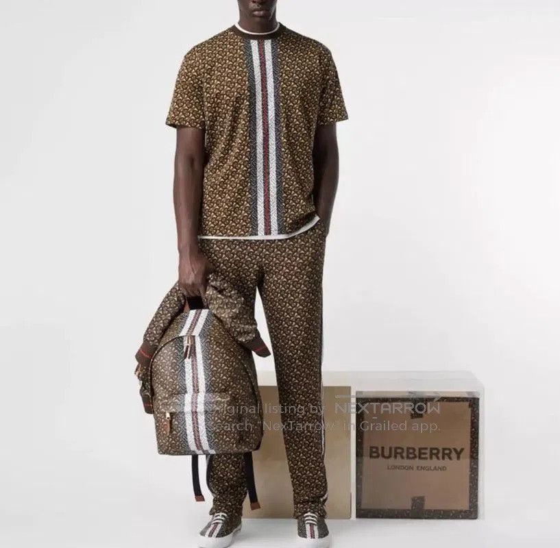 Burberry Burberry Color. Size US S / EU 44-46 / 1 - 8 Thumbnail