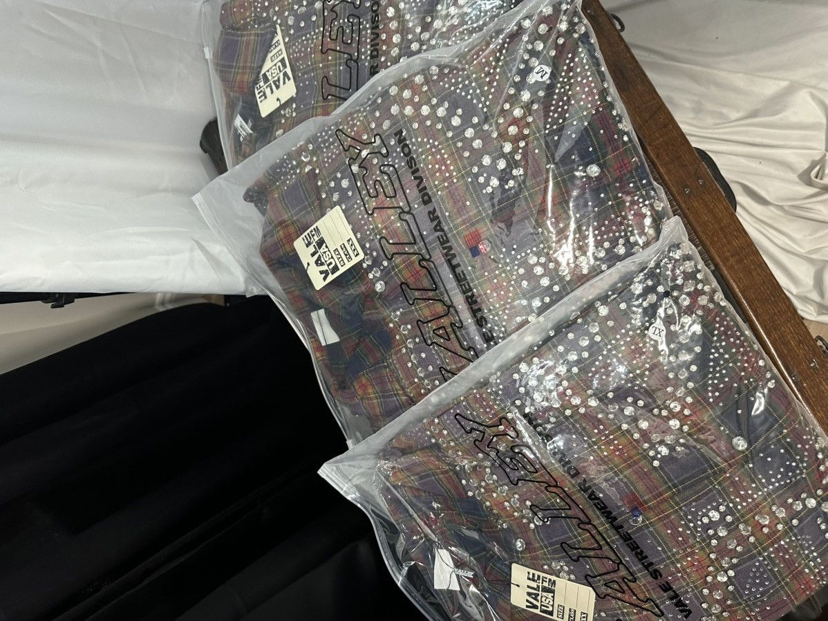 Vale Vale Crystals Flannel Size US XL / EU 56 / 4 - 8 Thumbnail
