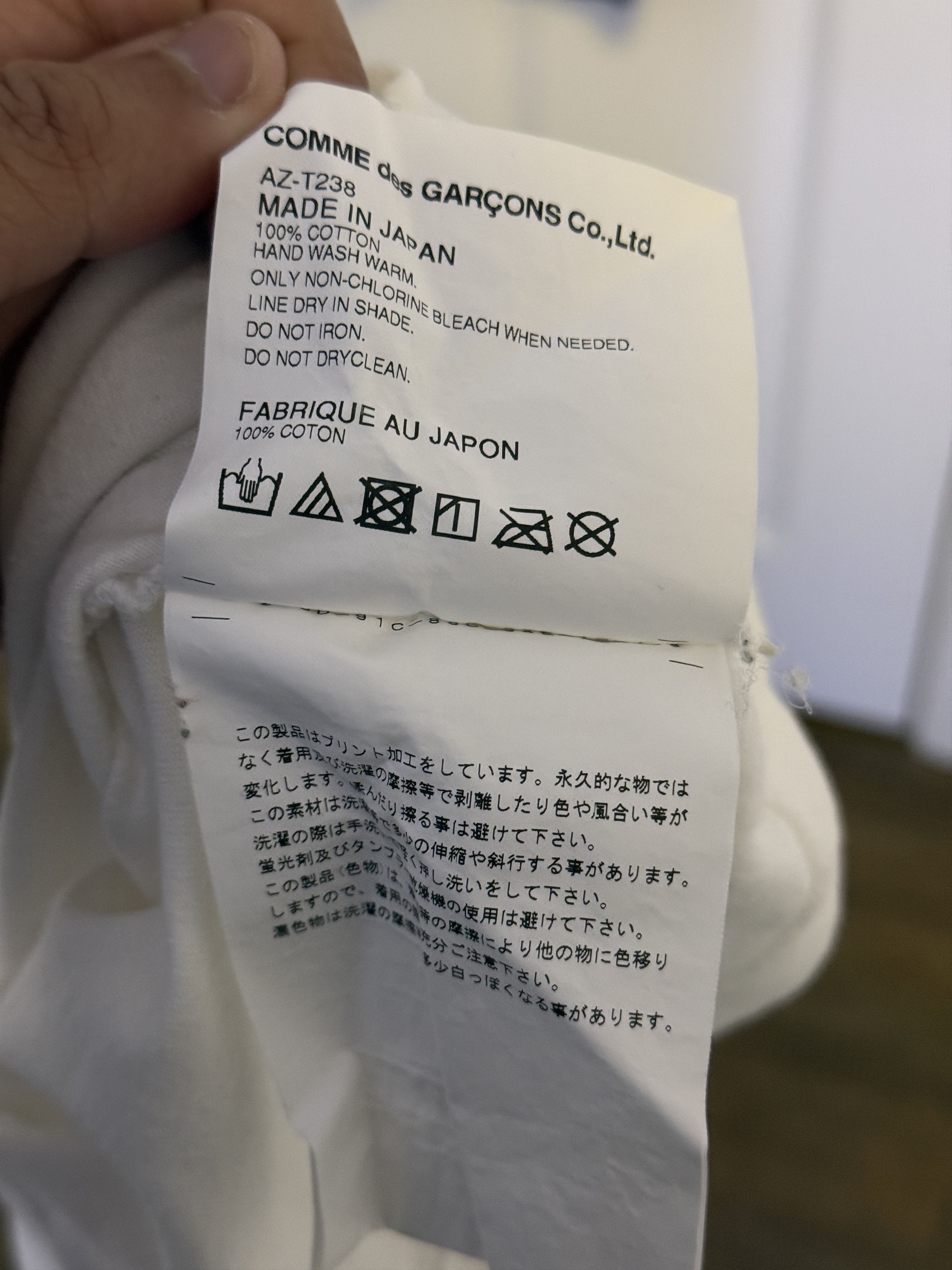 Comme des Garcons PLAY Commes des Garcons PLAY Two Blue Hearts T-Shirt, White Size US L / EU 52-54 / 3 - 5 Thumbnail