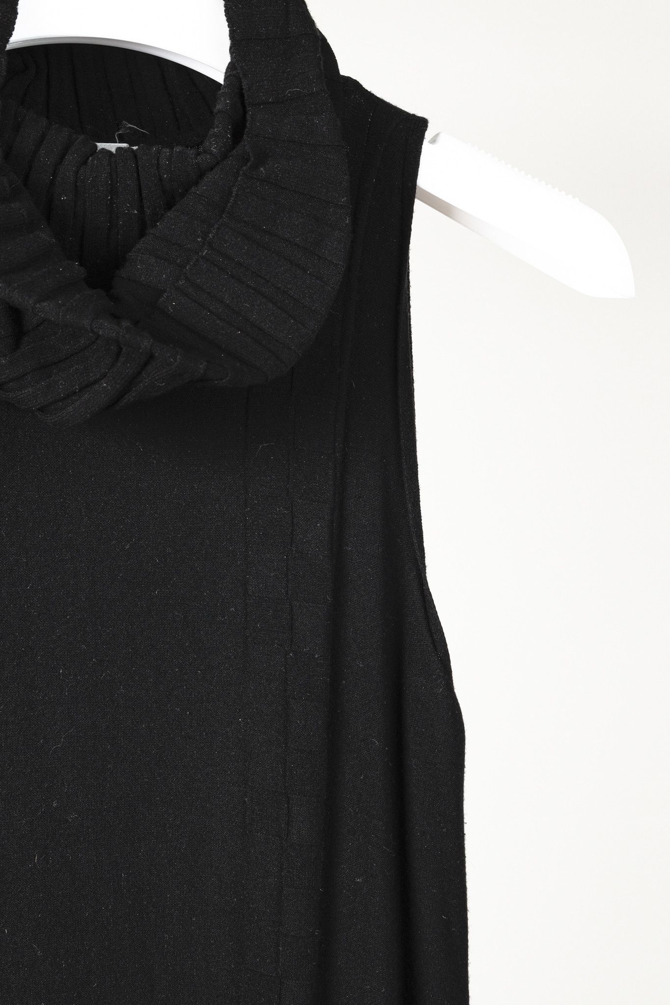 Sarah Pacini Sarah Pacini Black Knit Asymmetric Cowl-Neck Tunic Size ONE SIZE - 5 Thumbnail