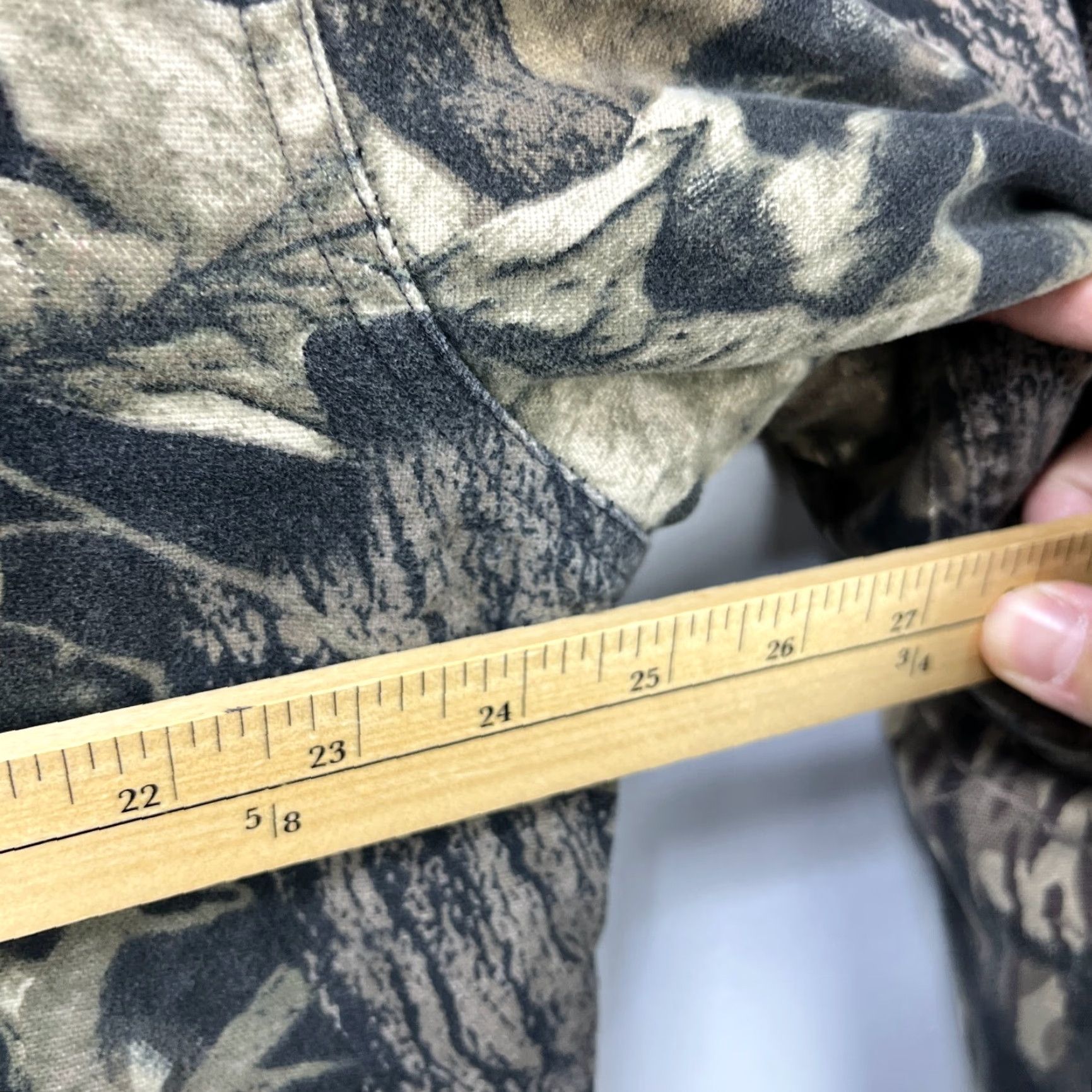Vintage VINTAGE Cabela's Realtree Camo Lined Jacket Large Hunting Bomber Jacket Mens L Green Size US L / EU 52-54 / 3 - 6 Thumbnail