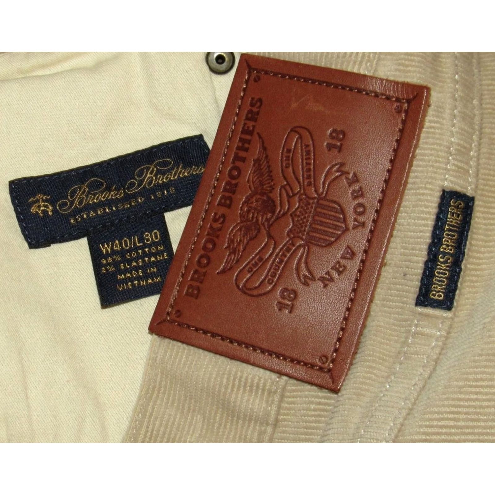 Brooks Brothers BROOKS BROTHERS Stone Corduroy Chino Pants 40 x 30 Mens Shorts? Size US 40 / EU 56 - 5 Thumbnail