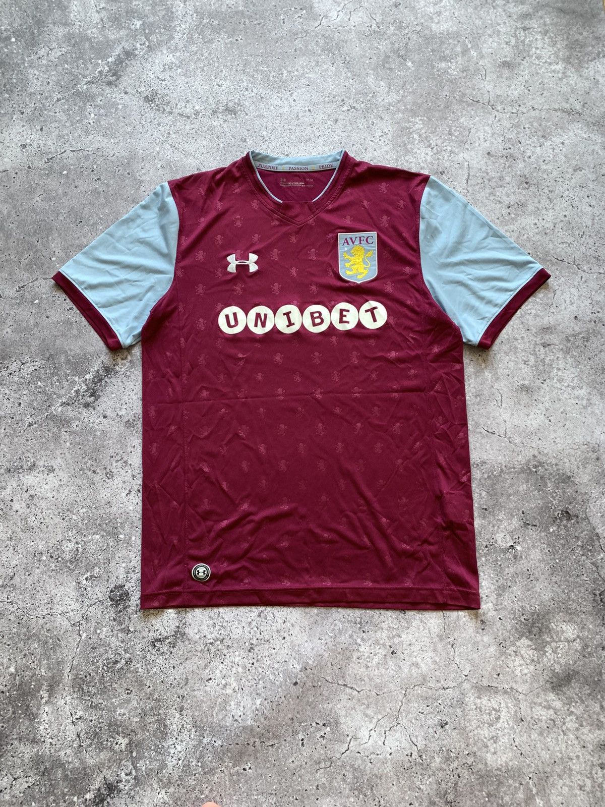 Under Armour 🔥UNDER ARMOUR ASTON VILLA 2017/18 HOME SOCCER SHIRT JERSEY Size US L / EU 52-54 / 3 - 2 Thumbnail