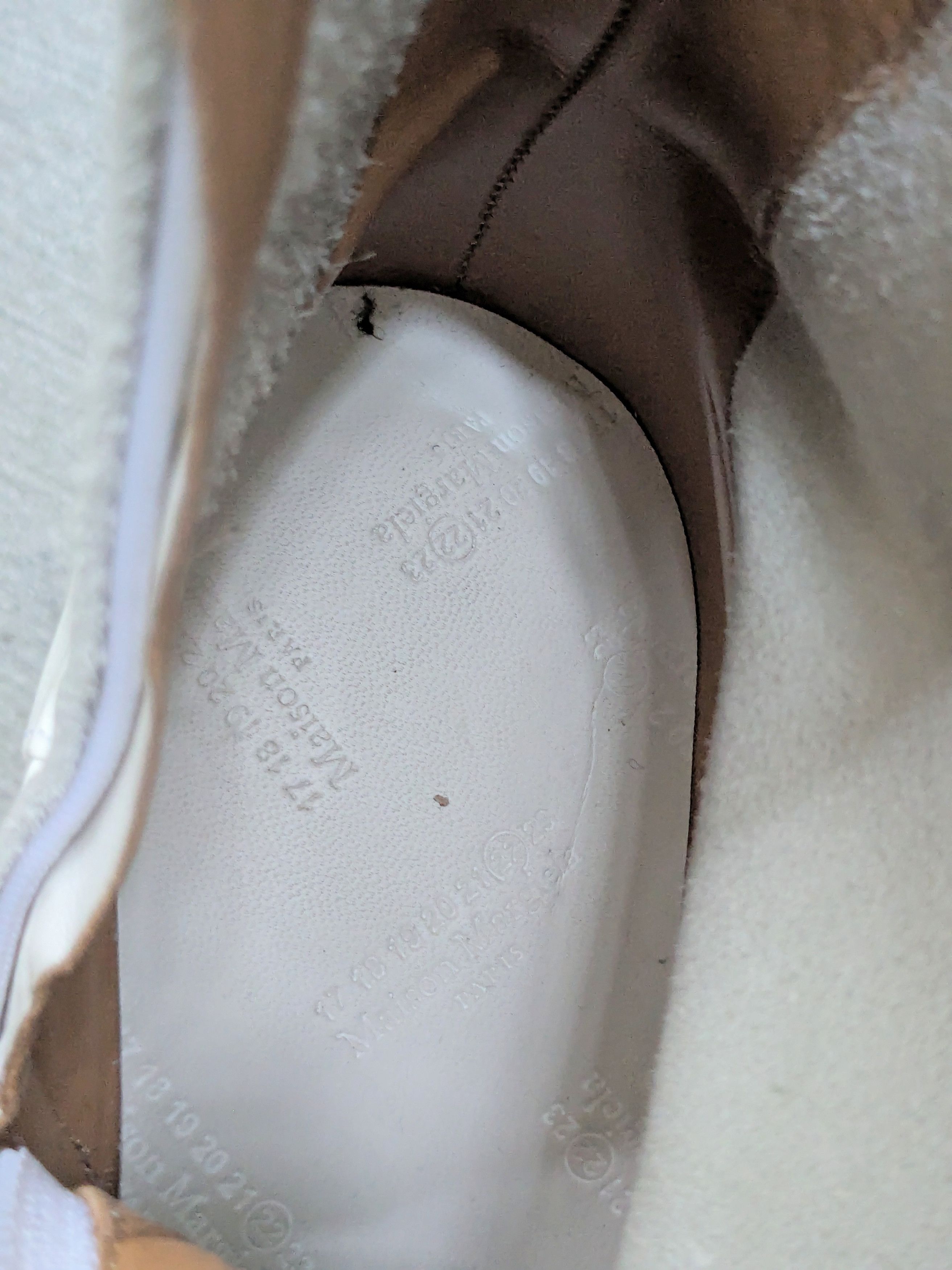 Maison Margiela Maison Margiela Boots Heels White Leather 7 40 Side Zip Size US 7 / EU 40 - 11 Thumbnail
