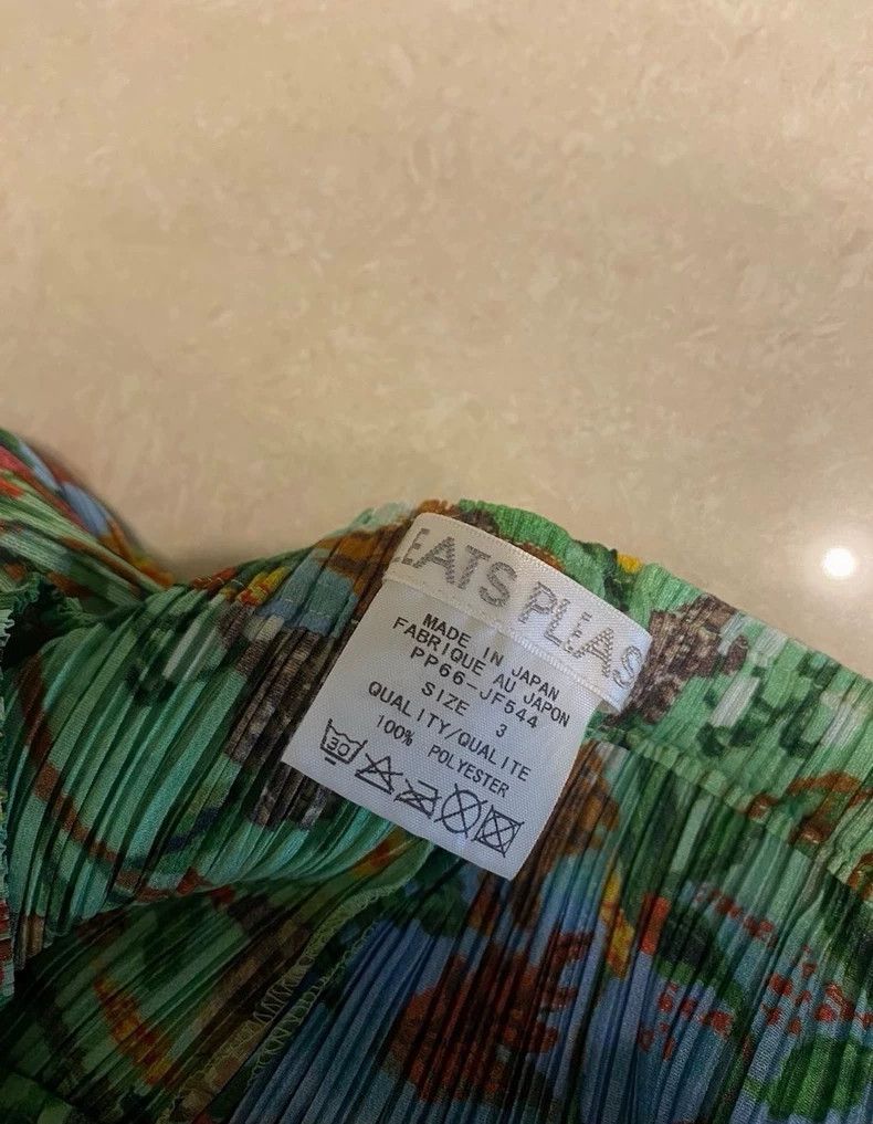 Issey Miyake Issey Miyake size:3 Green Dinosaur Park long pants Size 22" - 2 Thumbnail