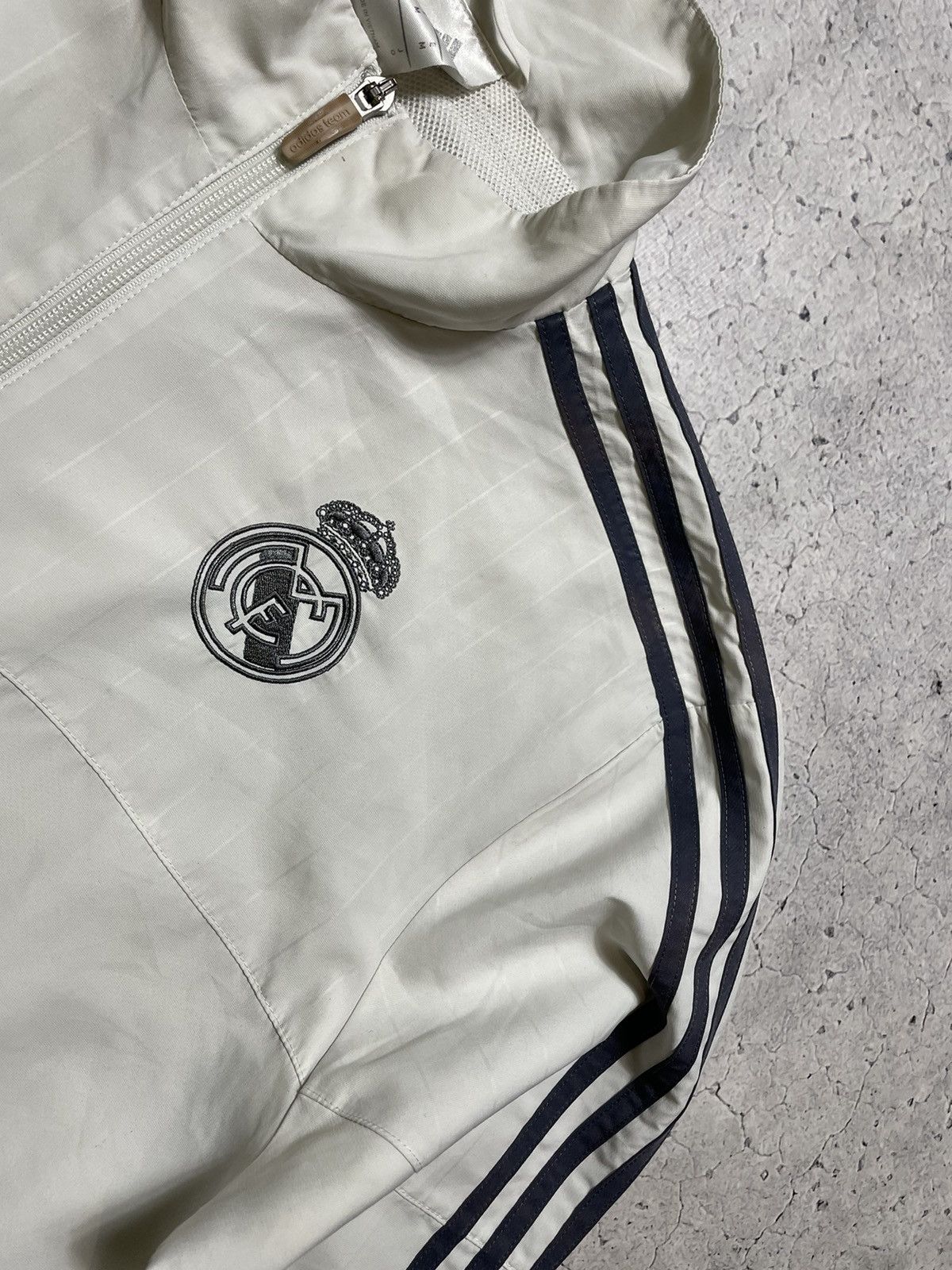 Adidas Nylon Adidas Real Madrid Blokecore Football Jacket Vintage Size US M / EU 48-50 / 2 - 14 Thumbnail