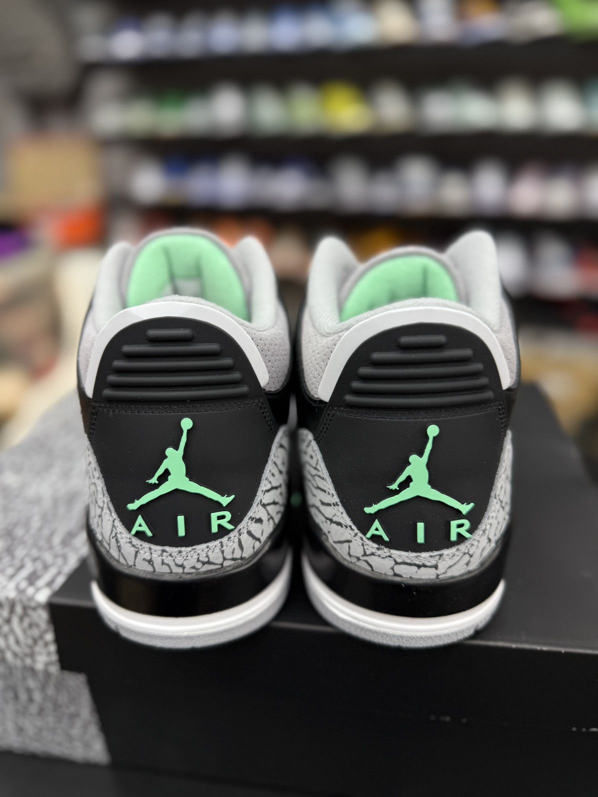 Jordan Brand Jordan 3 Green Glow Size (12) Brand New Size US 12 / EU 45 - 11 Thumbnail