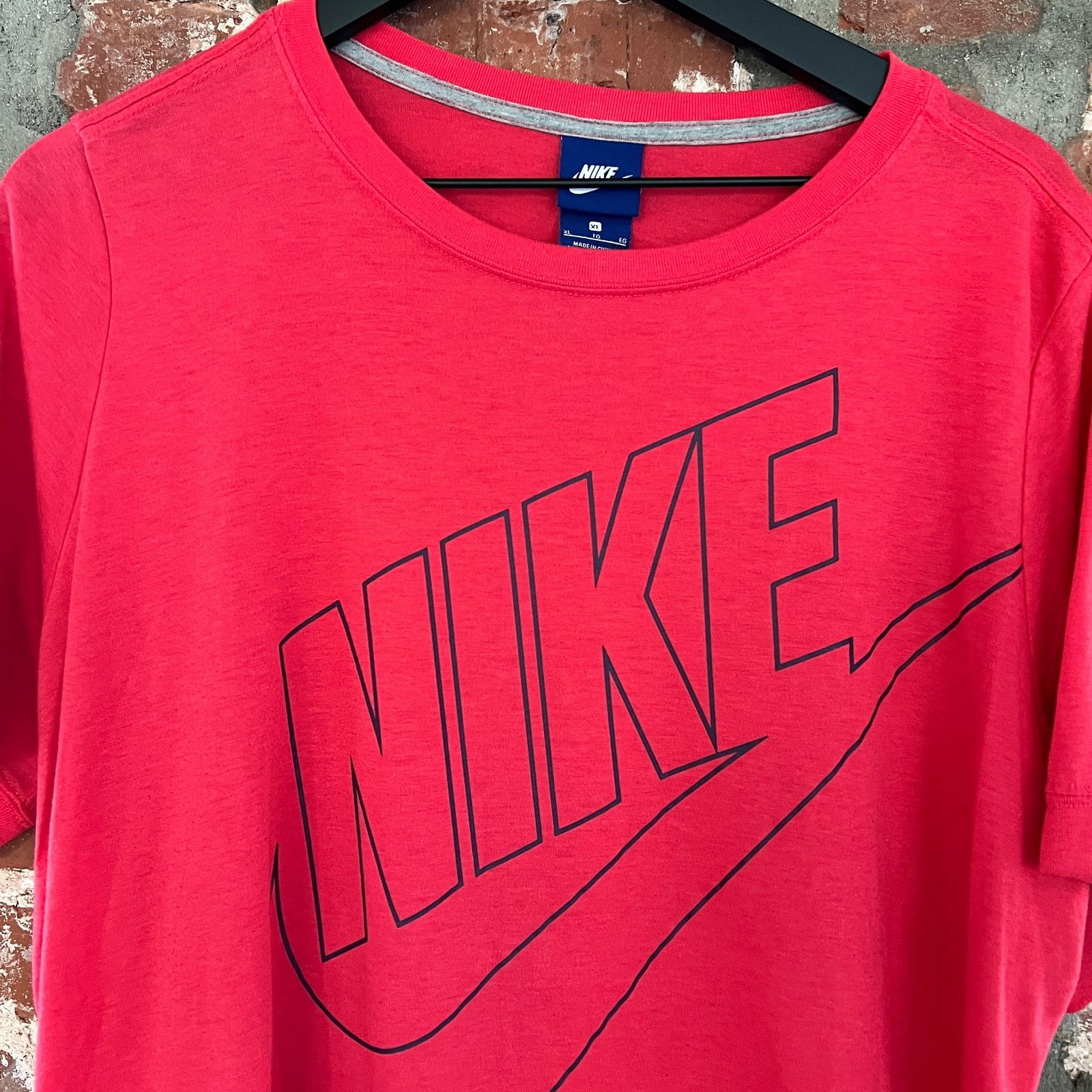 Nike VTG 80s Nike Blue Label Men's Red SwooshT Shirt XL Size US XL / EU 56 / 4 - 1 Thumbnail