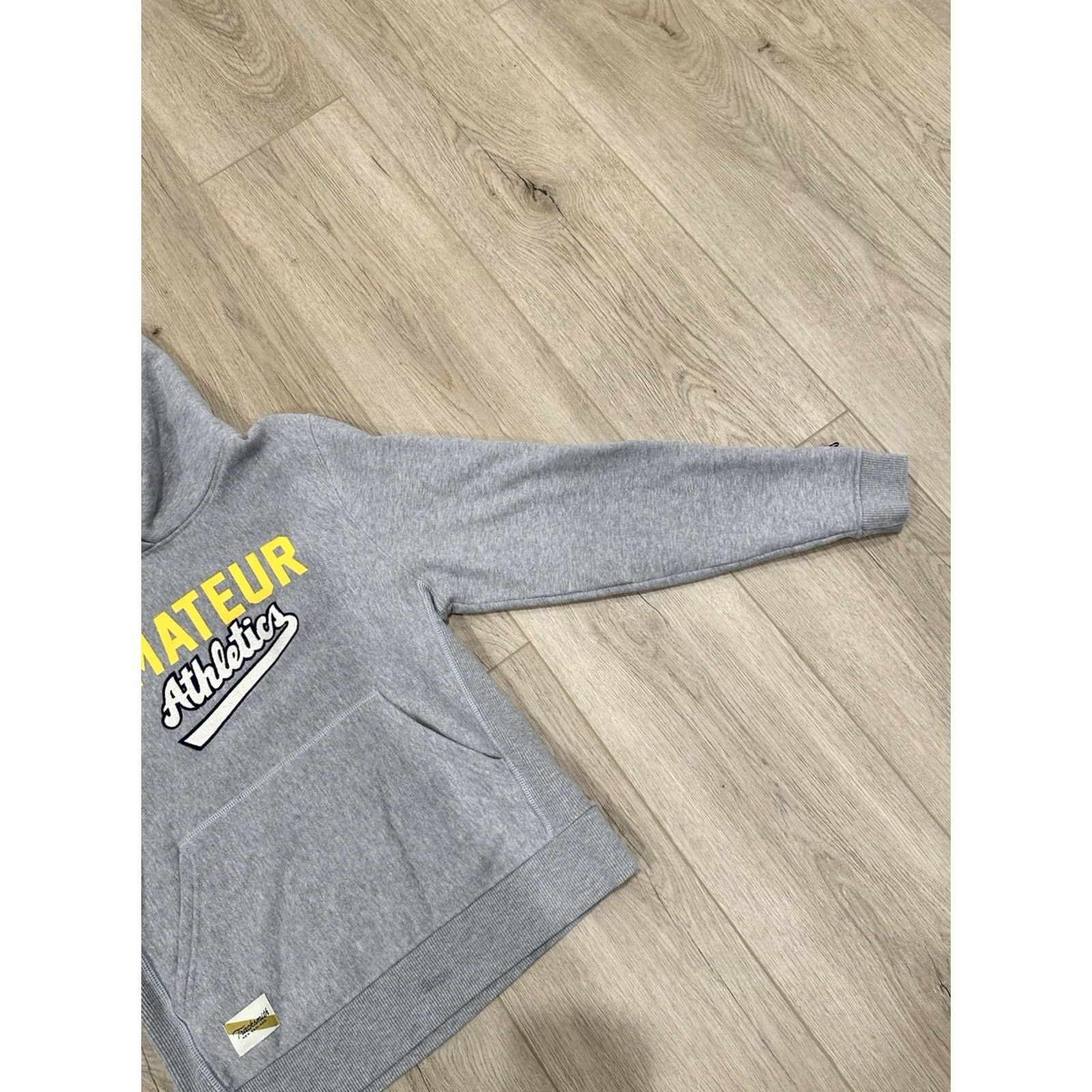 Vintage TRACKSMITH Sweatshirt Hoodie Gray Small Woman’s Unisex Adults Regular S Pullover Athletic Fits Shirt Size S / US 4 / IT 40 - 2 Thumbnail
