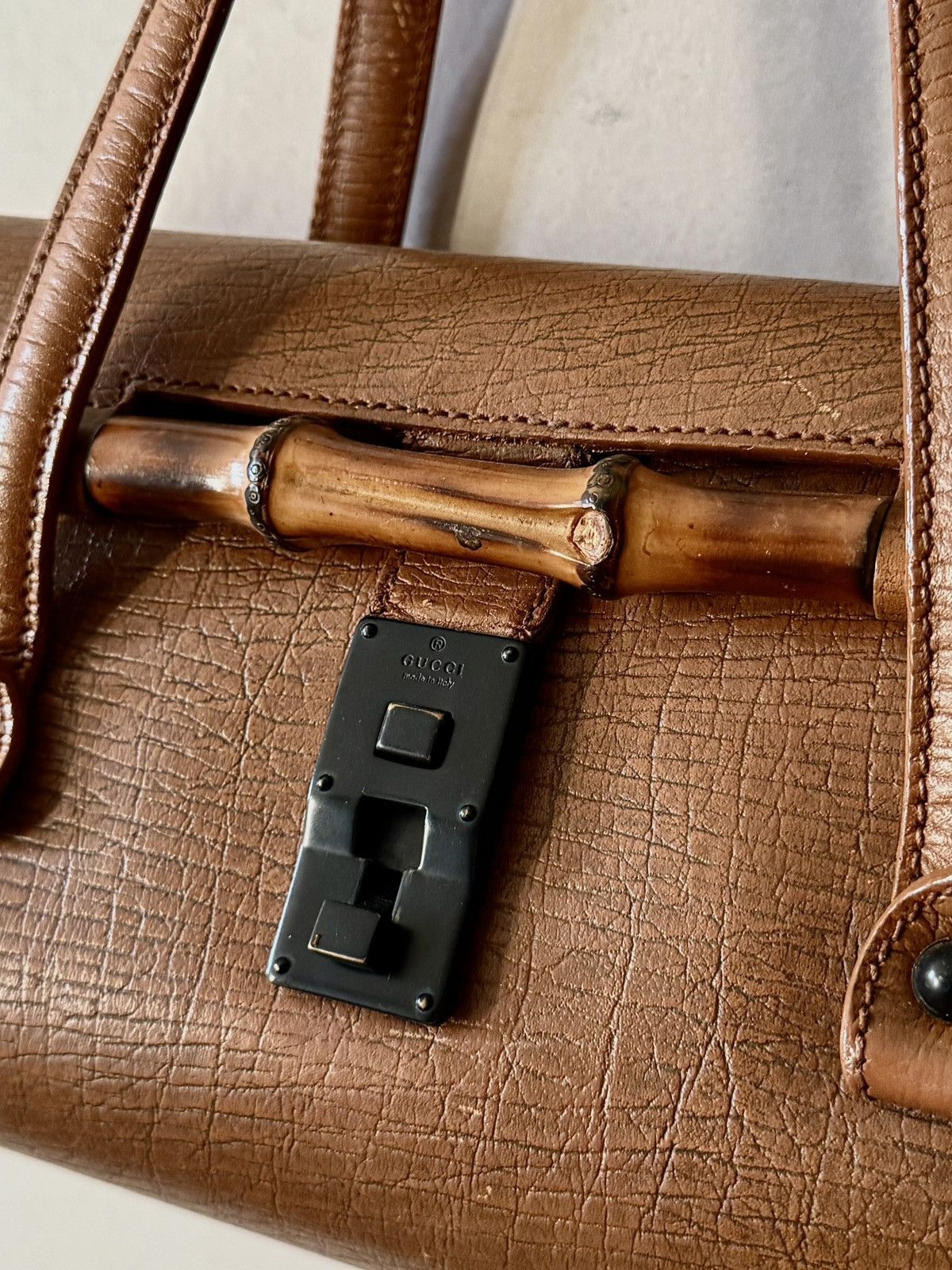 Gucci Archive Gucci - Tom Ford - SS2003 - Bullet Barrel Bag Size ONE SIZE - 8 Thumbnail