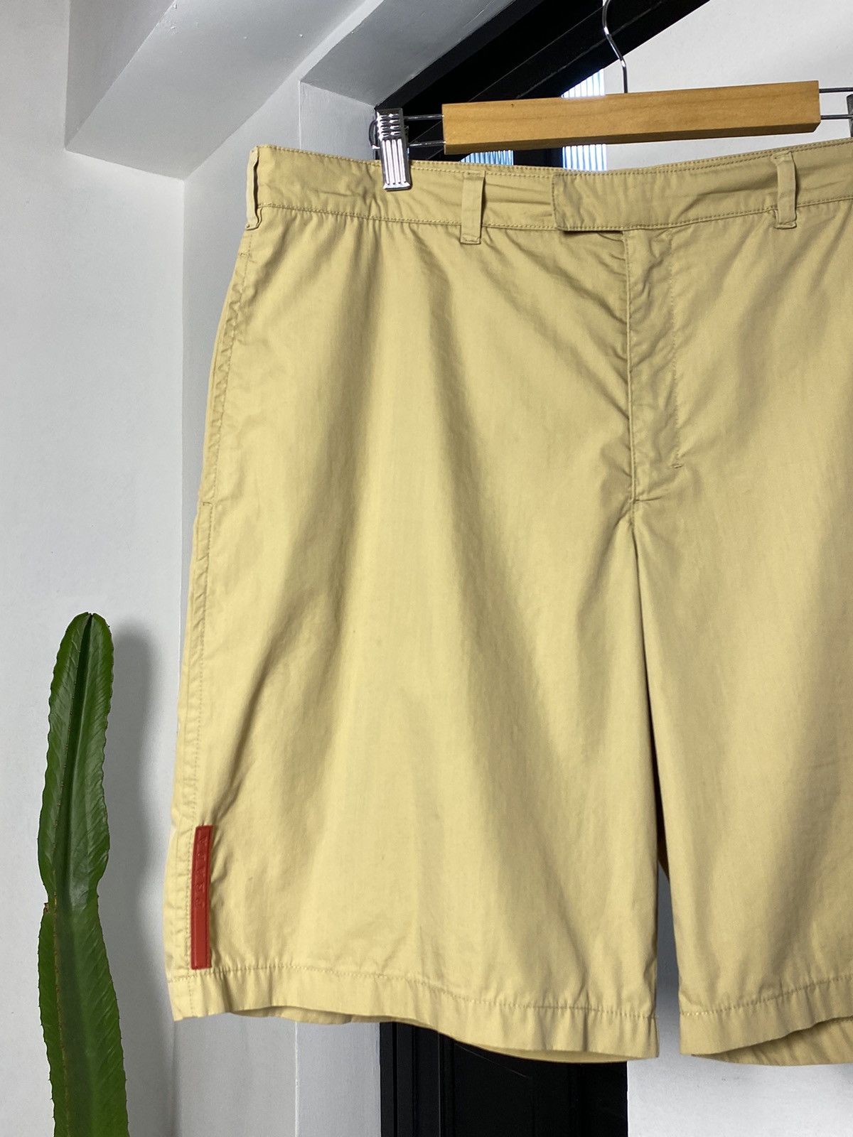 Designer × Prada Prada shorts Size US 38 / EU 54 - 2 Thumbnail