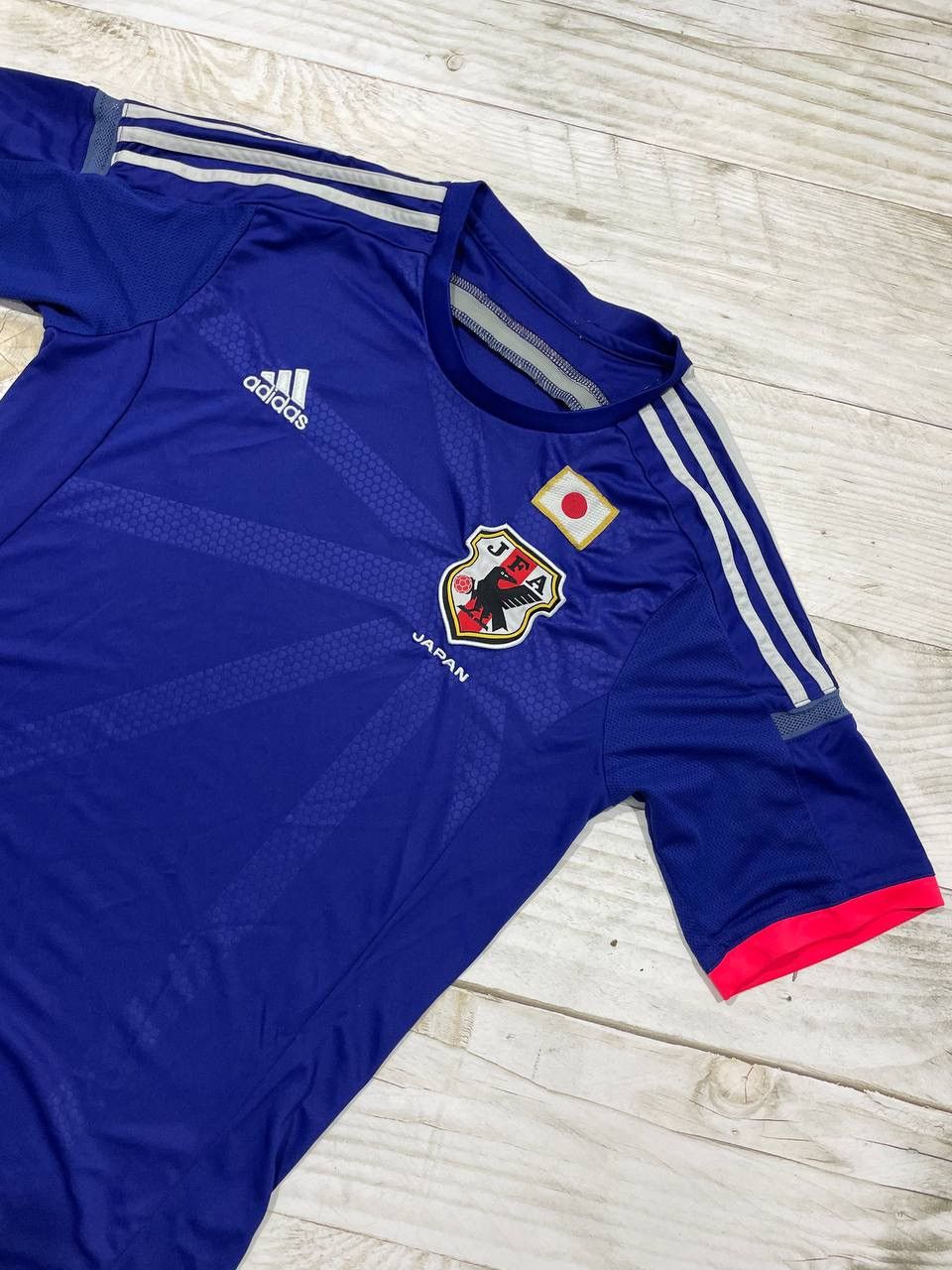 Adidas Adidas Japan 2013 2014 Home Football Shirt Soccer Jersey Size US S / EU 44-46 / 1 - 2 Thumbnail
