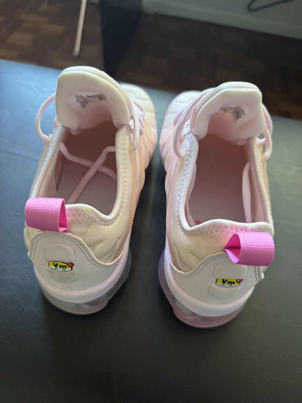 Nike Nike Vapormax Plus ‘Pink Foam’ Size US 6 / IT 36 - 3 Thumbnail