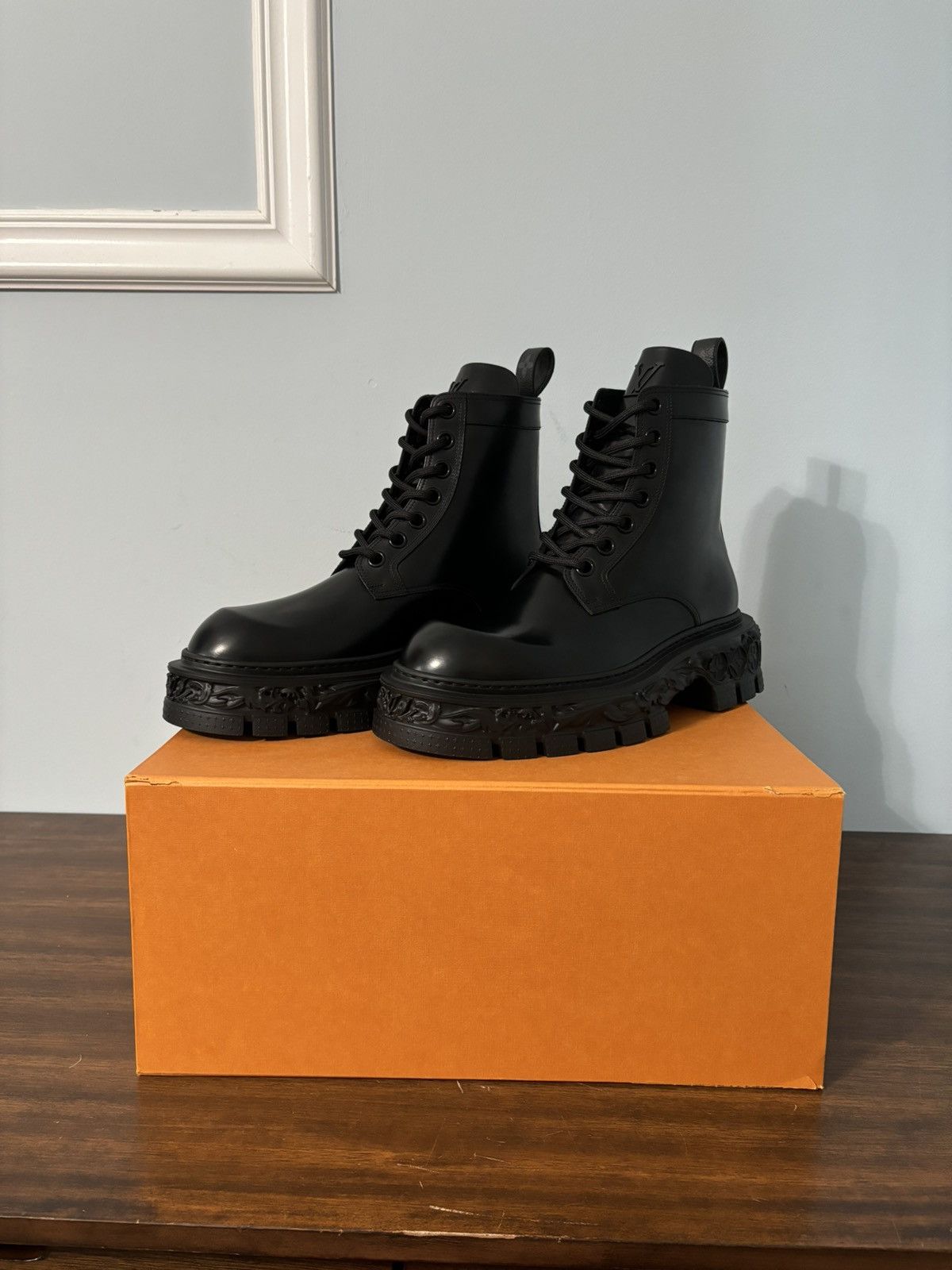 Louis Vuitton Baroque Boots | Grailed