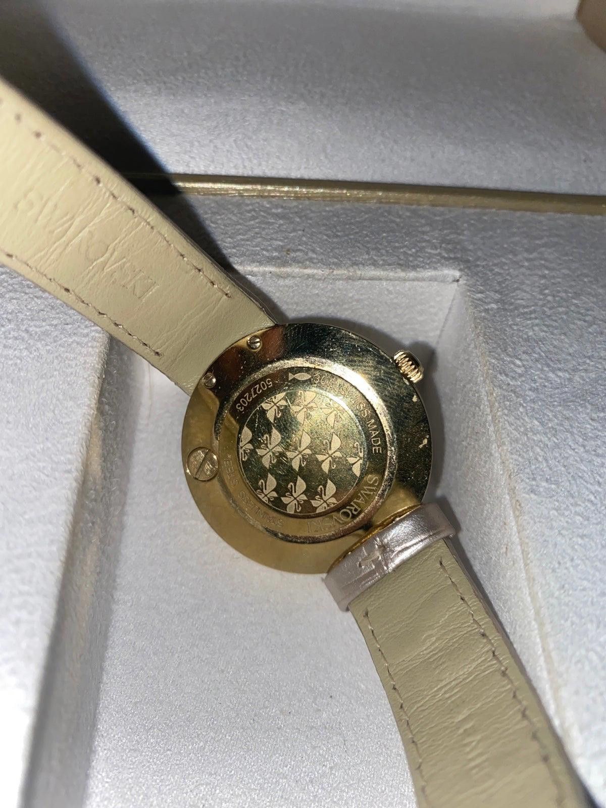 Swarovski Swarovski Mother of Pearl Lovely Crystals Watch Size ONE SIZE - 4 Thumbnail