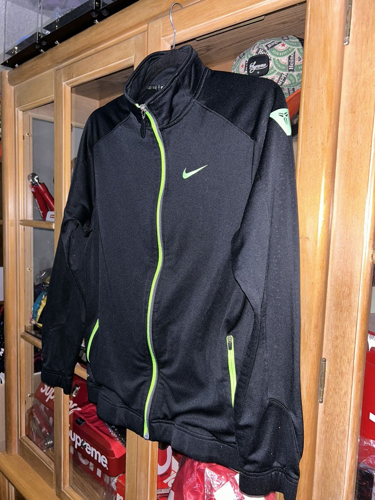 Nike Nike Kobe Dri-Fit Full Zip Jacket Black Neon Green YOUTH Size US S / EU 44-46 / 1 - 2 Thumbnail