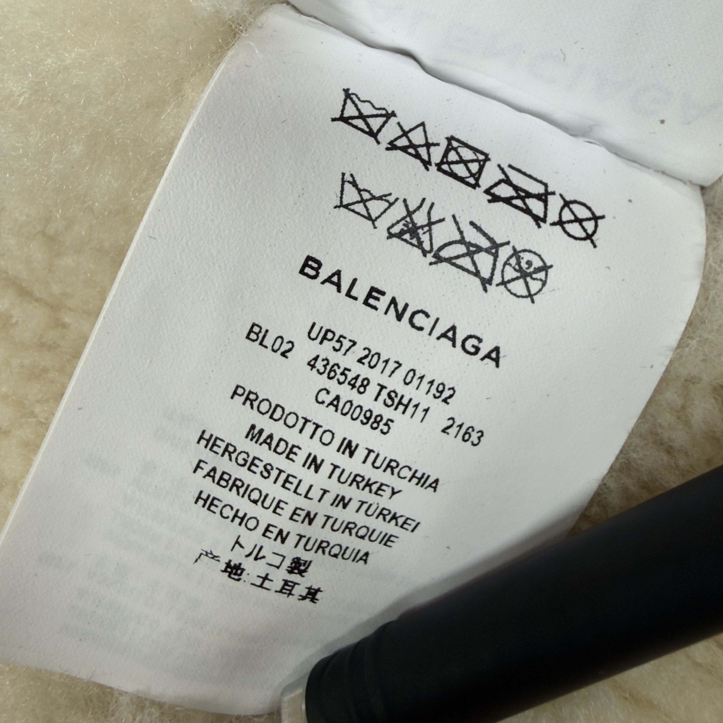Balenciaga Balenciaga "Le Bombardier" Oversized Shearling Jacket 36 (M) Size US M / EU 48-50 / 2 - 11 Thumbnail