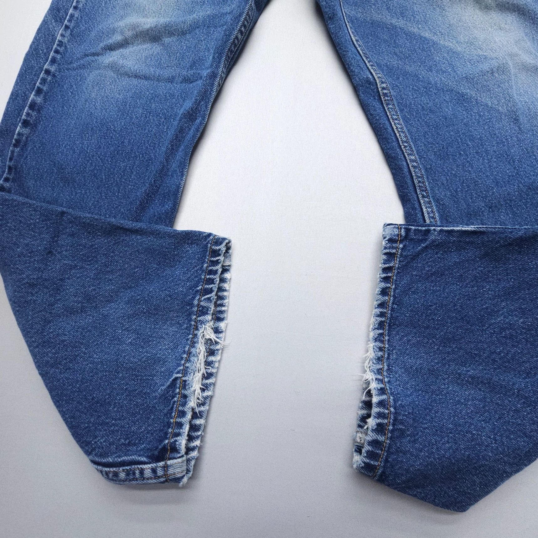 Levi's VINTAGE Levi's 505 Jeans Mens 40 x 29 Blue Dark Rigid Straight 5-Pocket Denim Cotton Regular Classic American Size US 40 / EU 56 - 6 Thumbnail