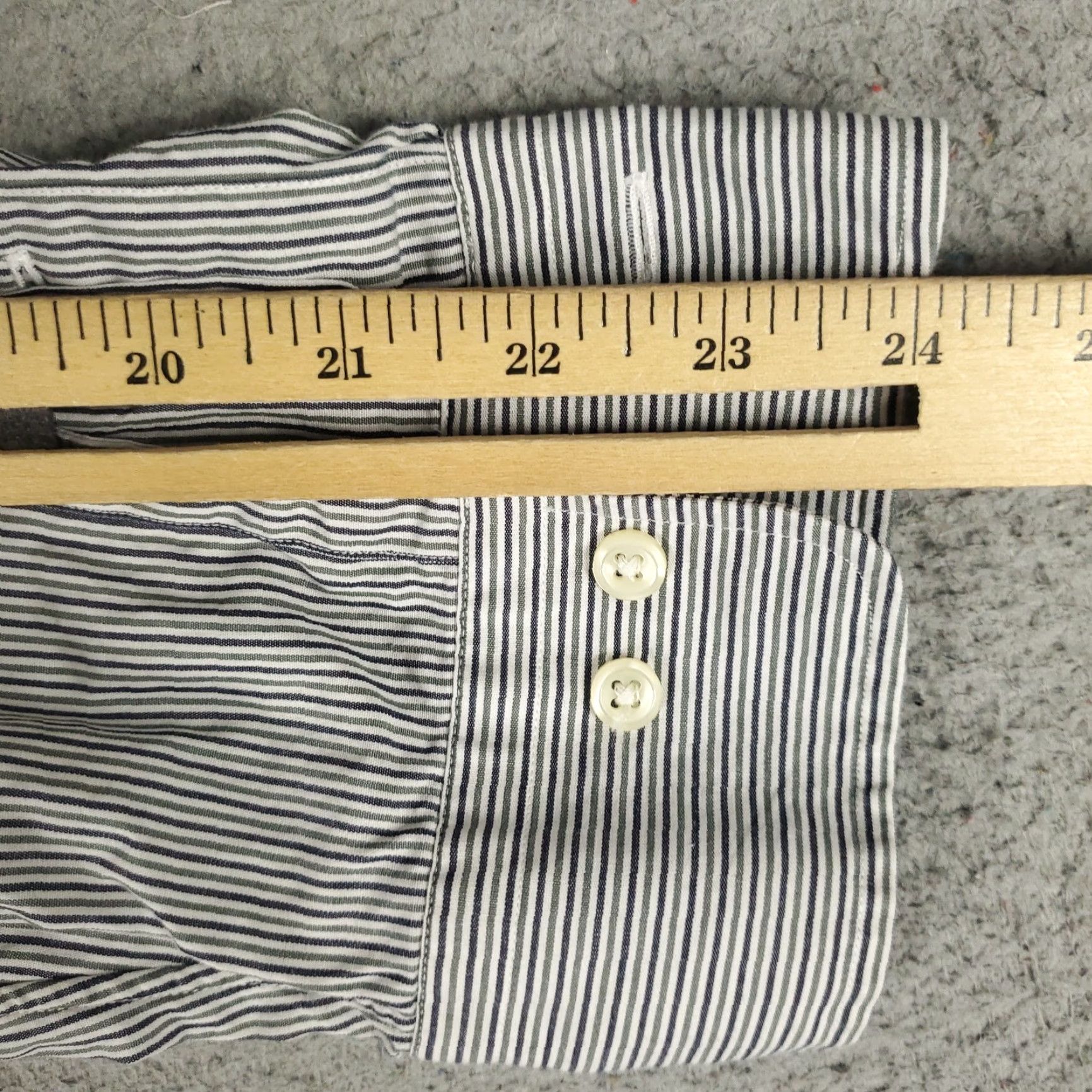 Ralph Lauren Ralph Lauren Dress Shirt Men’s Size 17 Blue Striped Long Sleeve Button Up Classic Modern Size 46R - 7 Thumbnail