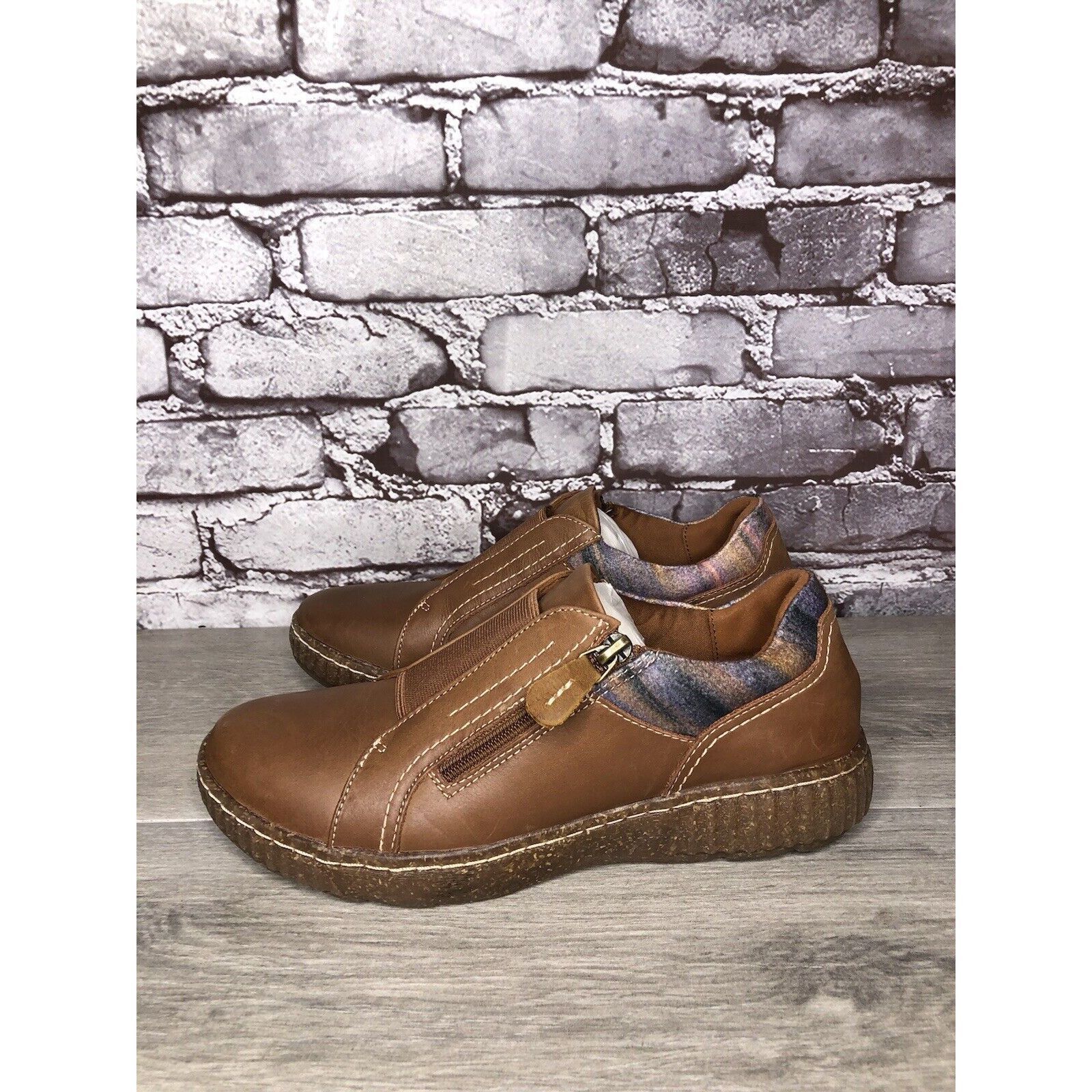 Clarks Clarks Collection Caroline Cove Brown Leather Zip Comfort Sh Size US 7.5 / IT 37.5 - 14 Thumbnail