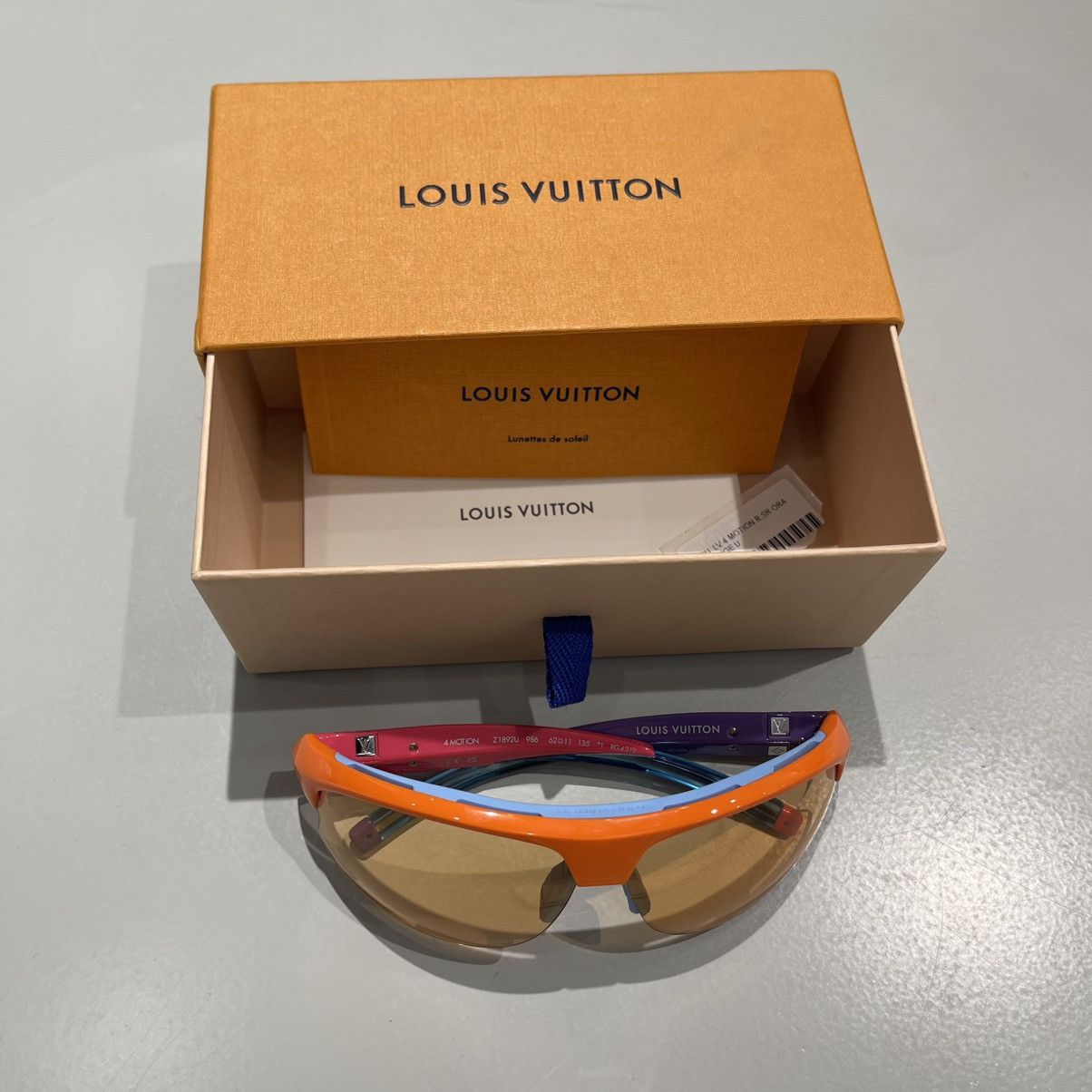 Louis Vuitton Louis Vuitton 4Motion Orange Sunglasses Size ONE SIZE - 12 Thumbnail