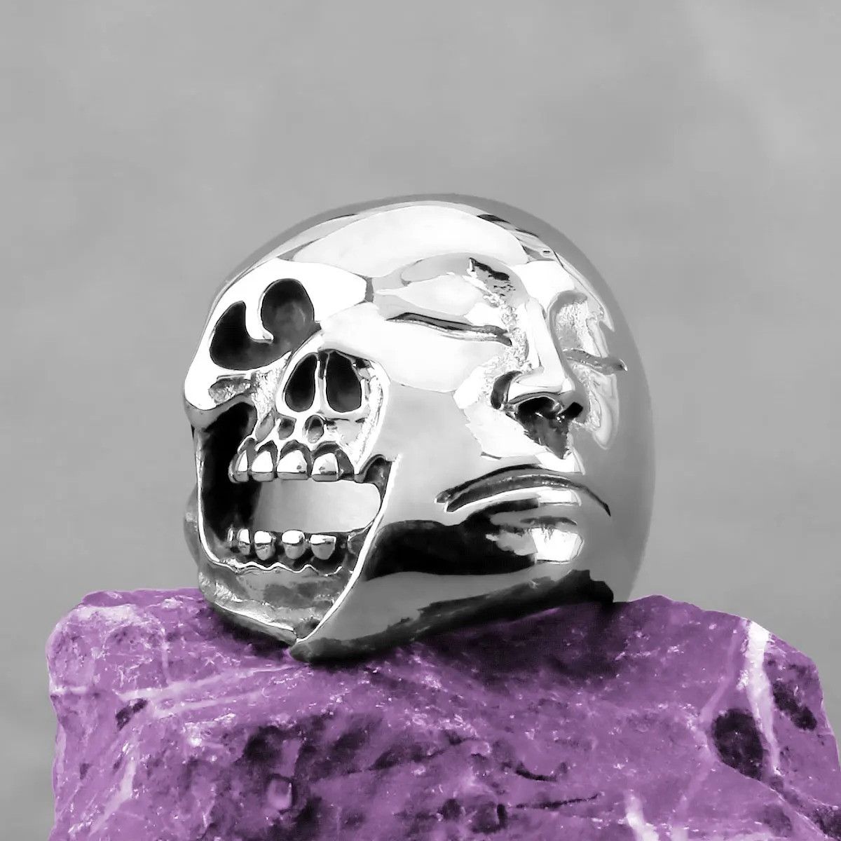 Vintage Gothic Mask Skull Ring Size 44 - 1 Thumbnail