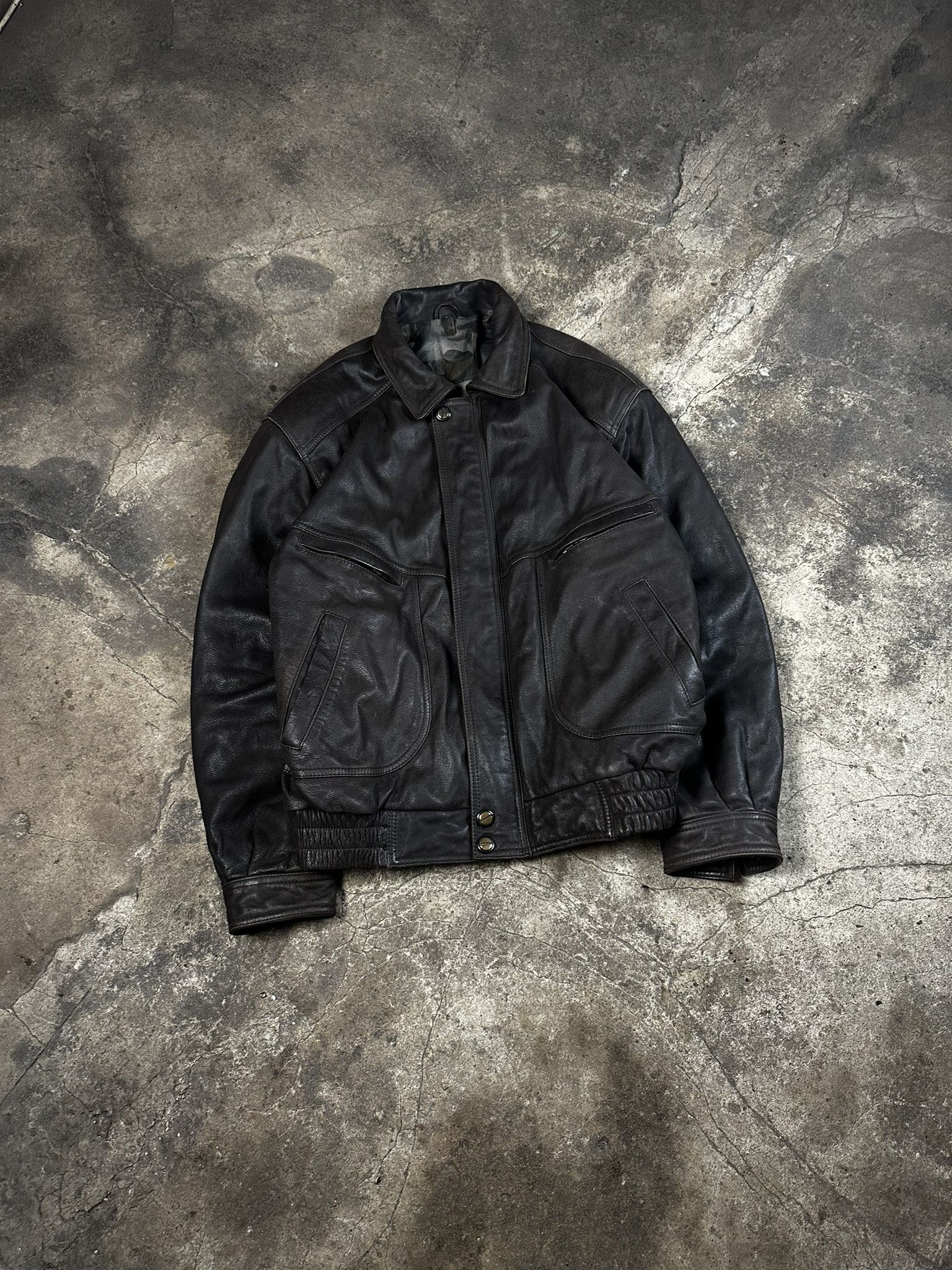 Leather 90s Vintage Real Leather Bomber Military Jacket Size US XL / EU 56 / 4 - 1 Thumbnail