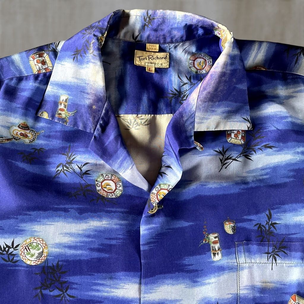 Tori Richard VINTAGE Tori Richard Shirt Mens L Silk Hawaiian Aloha Camp Collar 60s 70s Size US L / EU 52-54 / 3 - 1 Thumbnail