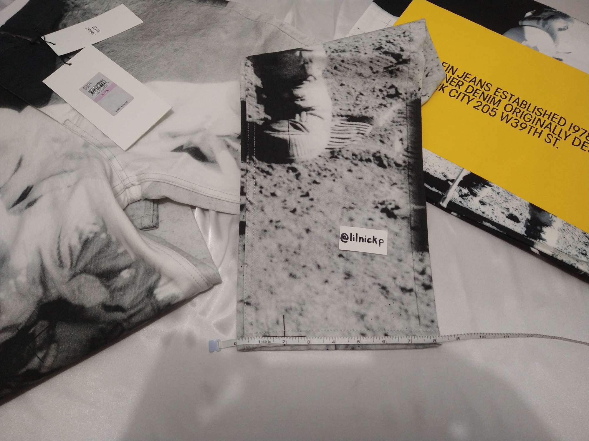 Calvin Klein 205W39NYC EST. 1978 Straight Leg Moon Landings Jeans Size US 32 / EU 48 - 6 Thumbnail